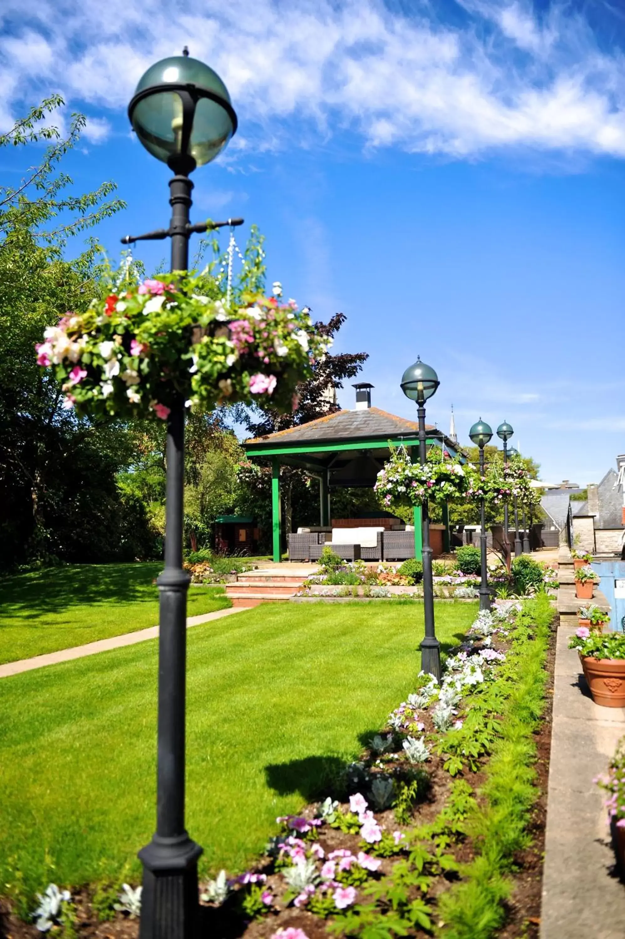 Garden in Norfolk Royale Hotel