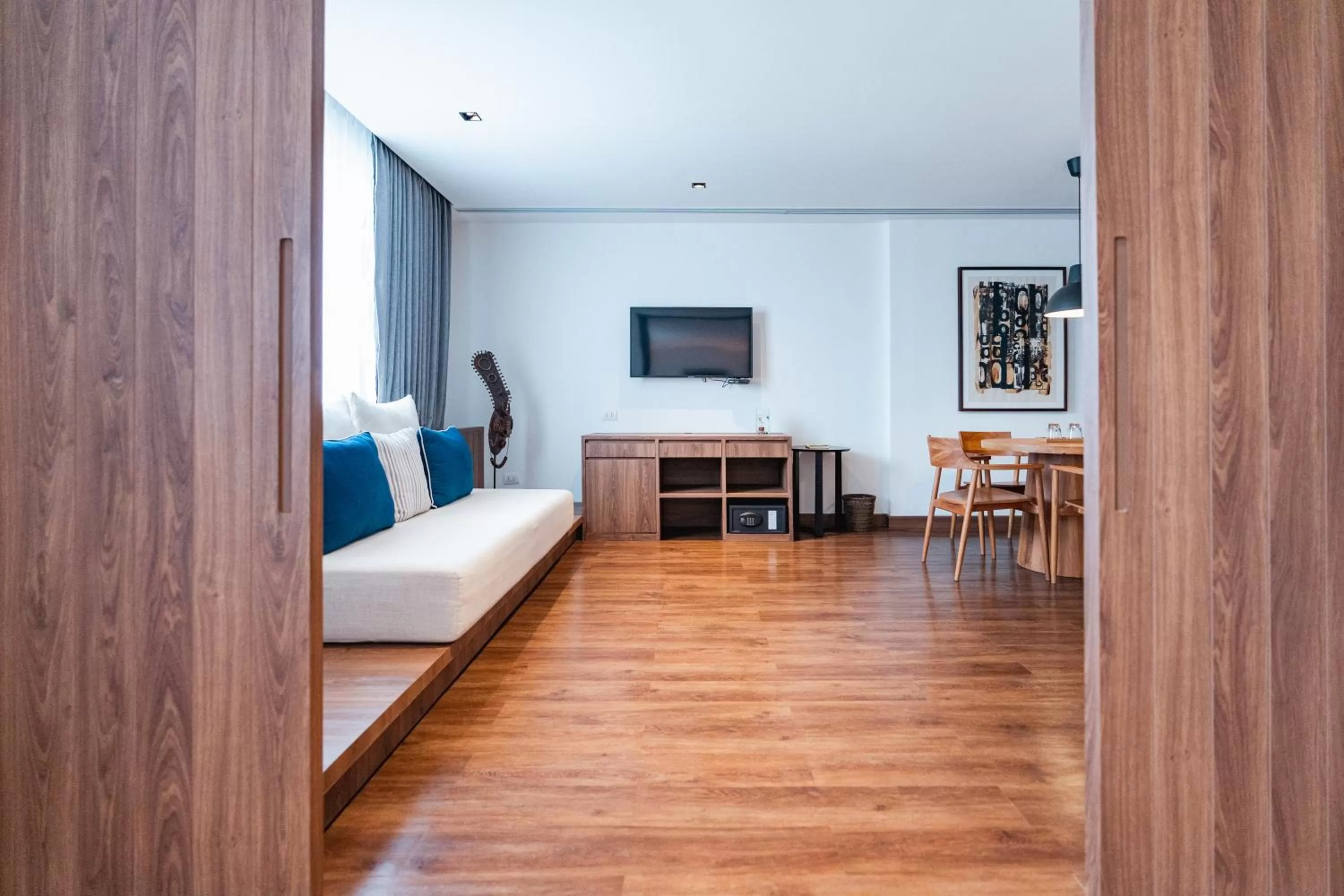 Living room, Bed in QUU HOTEL Chiang Mai