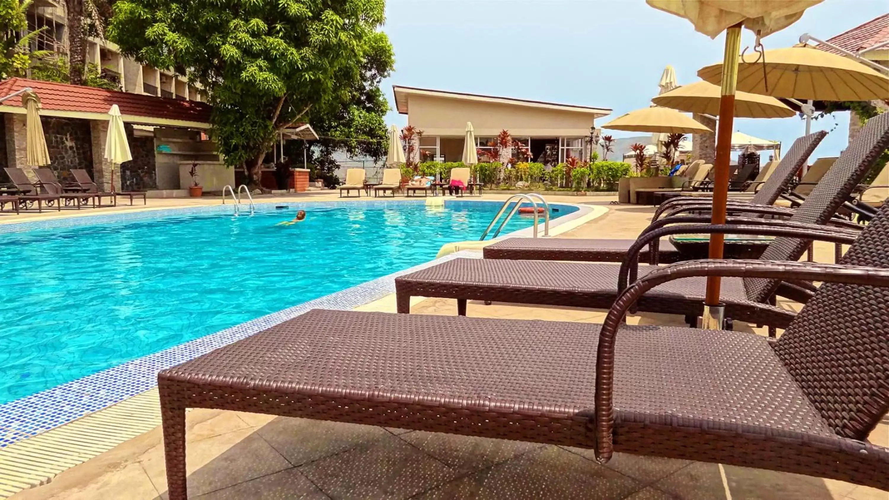 Swimming Pool in The Country Lodge Hotel