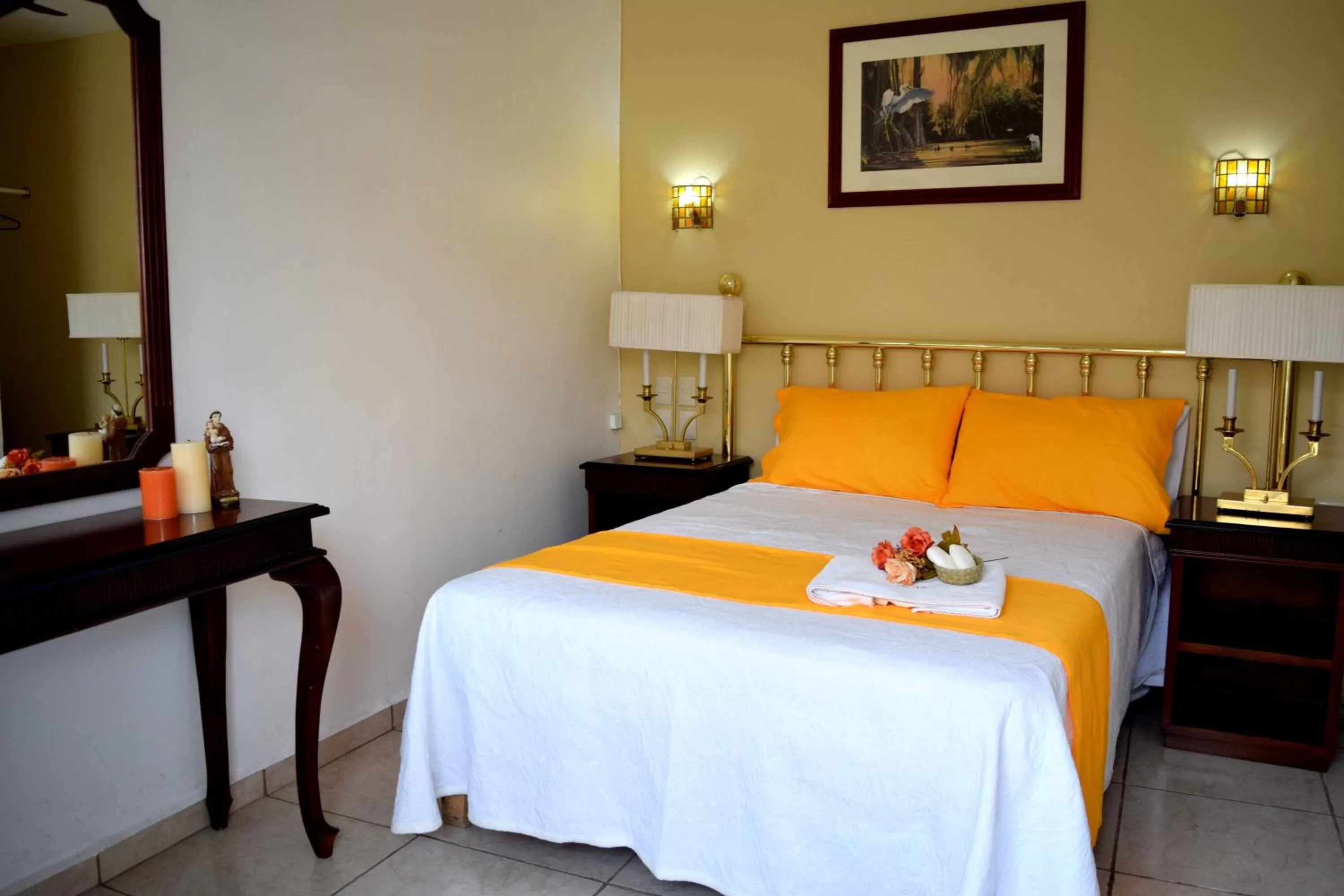 Queen Room in Hotel San Antonio