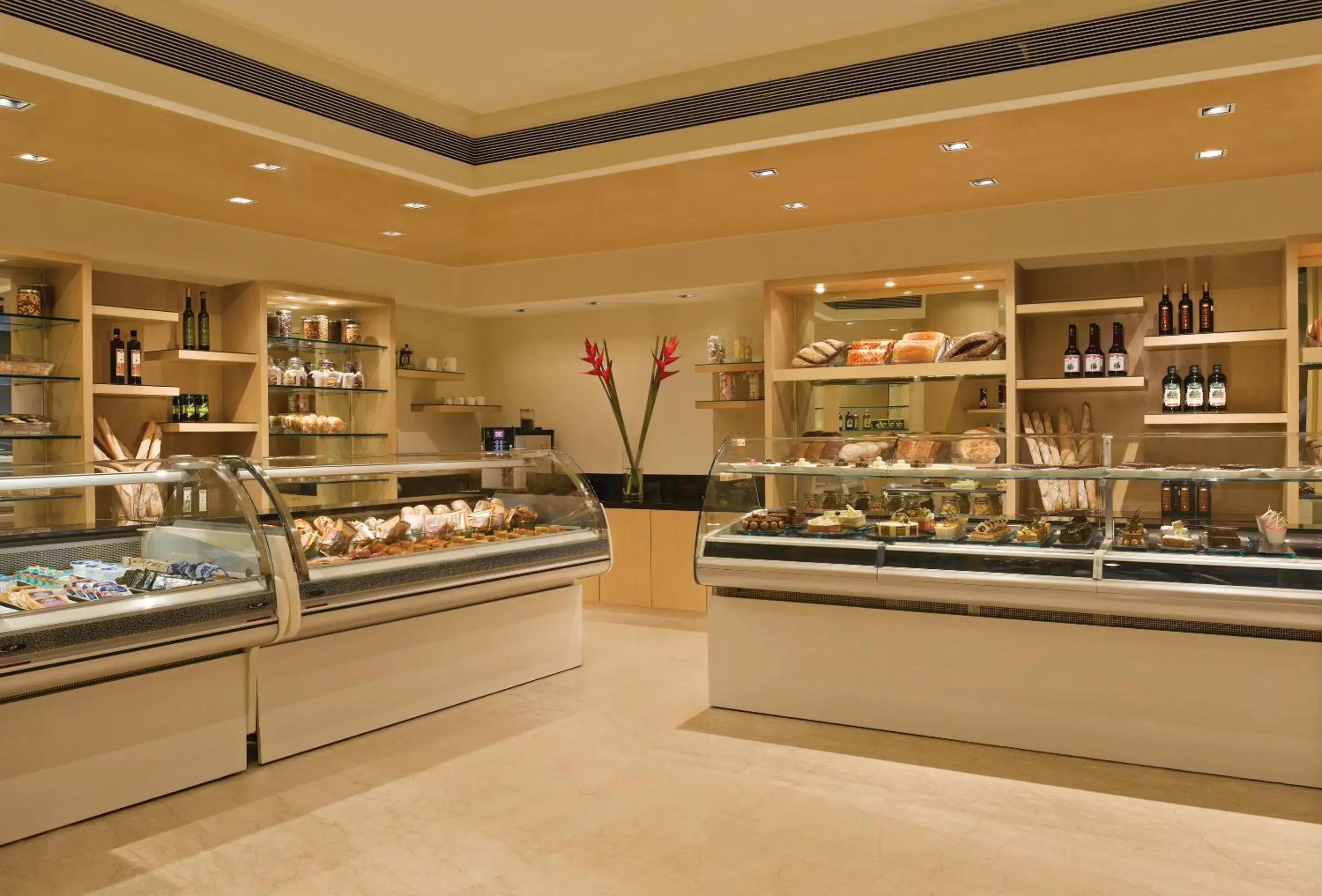 Restaurant/places to eat in Trident Bandra Kurla Restaurant/places to eat in Trident Bandra Kurla