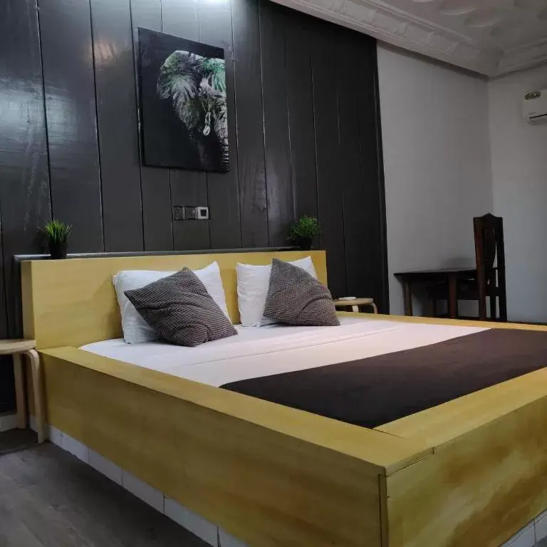 Double Room in La Maison de Kouadio Double Room in La Maison de Kouadio