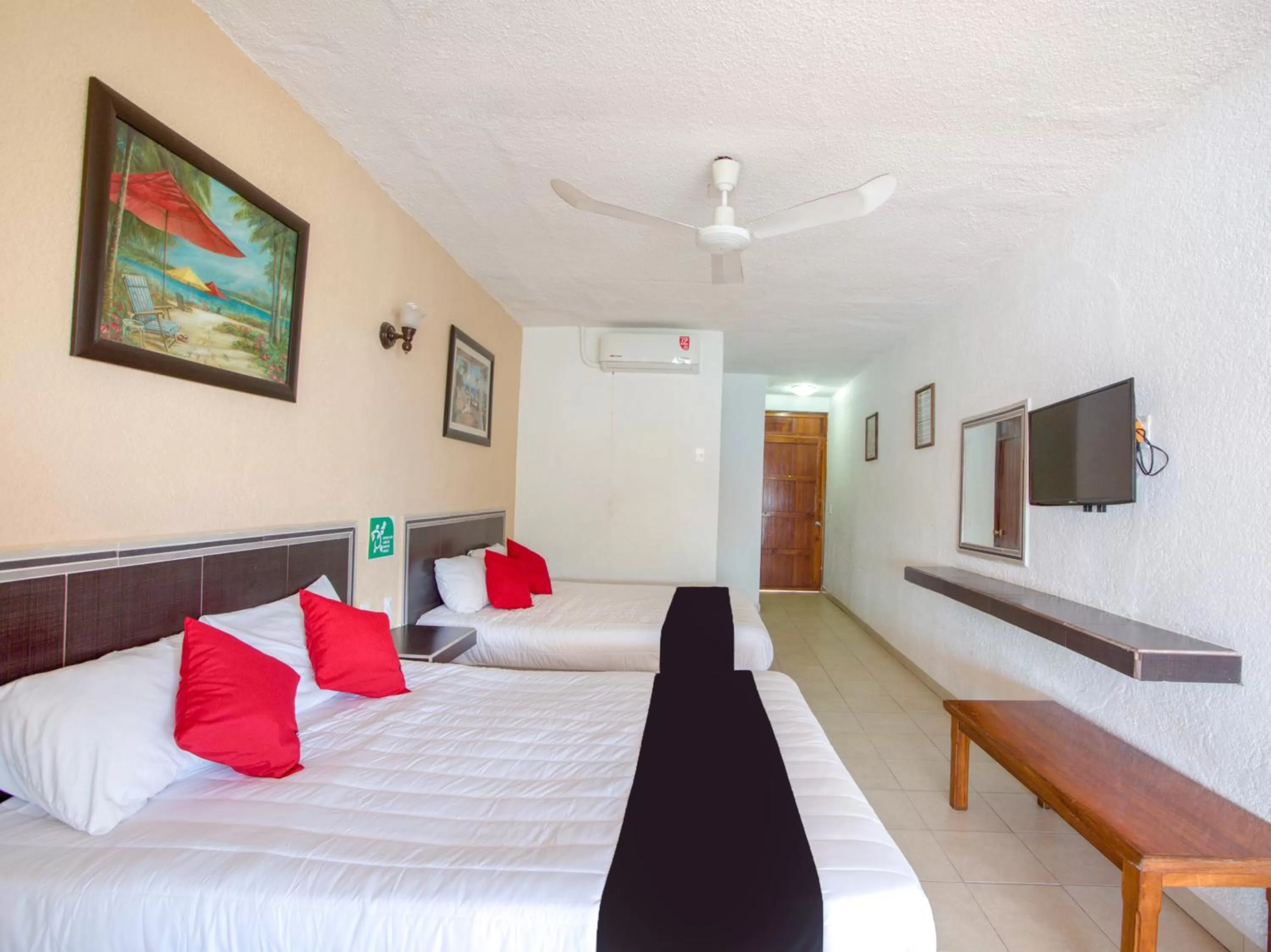 Bed in Hotel Del Pescador