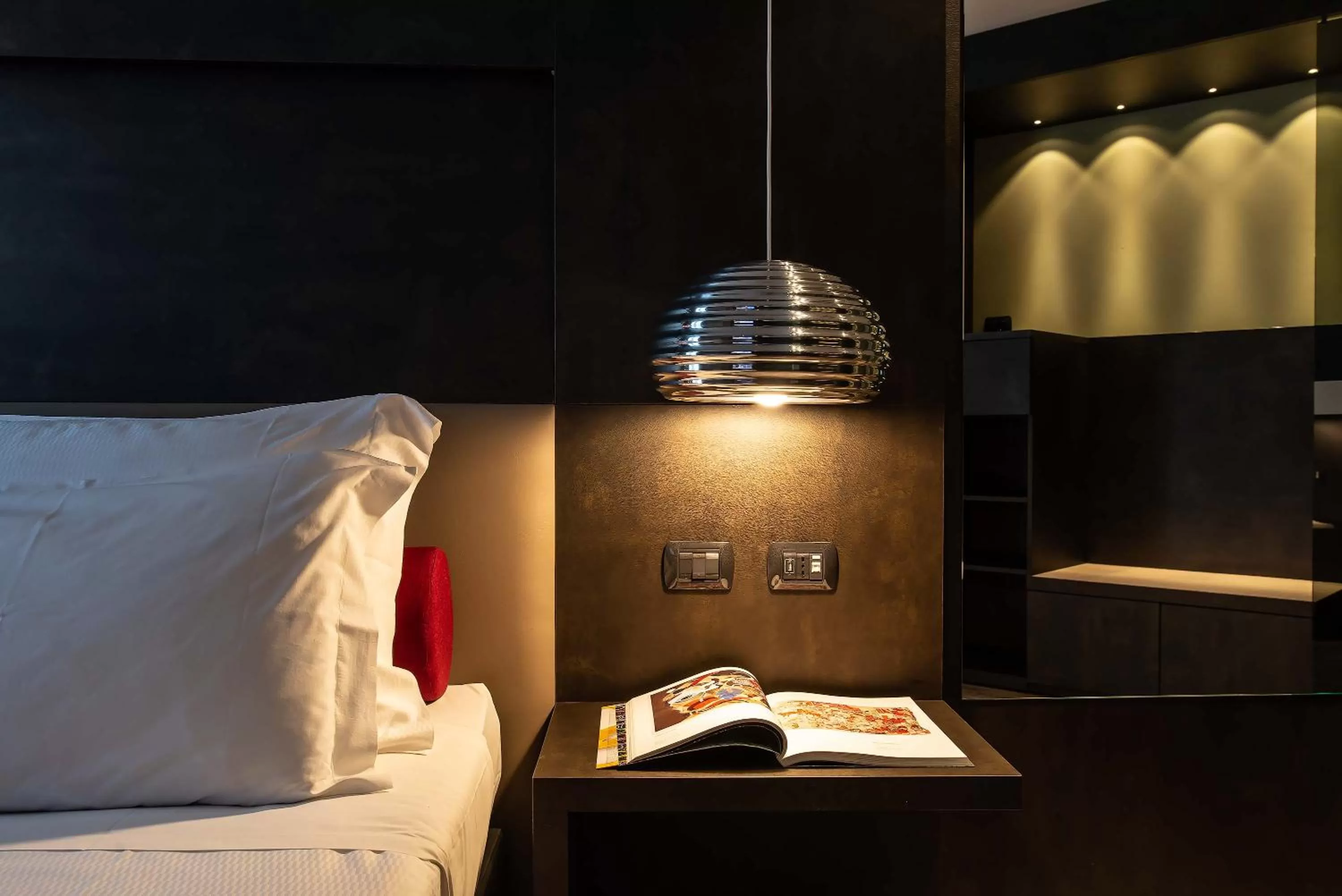 Bed in Maranello Palace