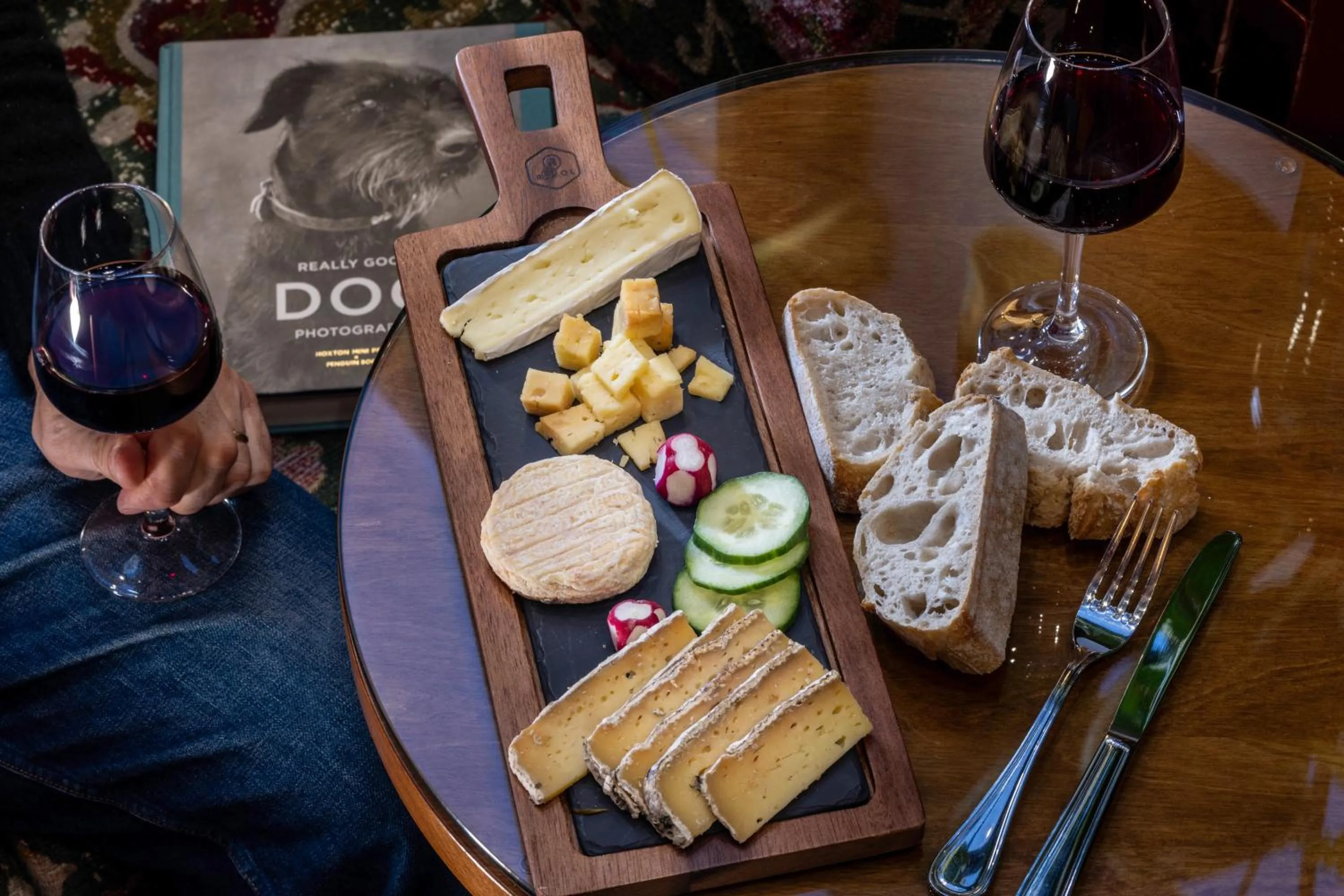 Restaurant/places to eat in Hôtel du Home Moderne