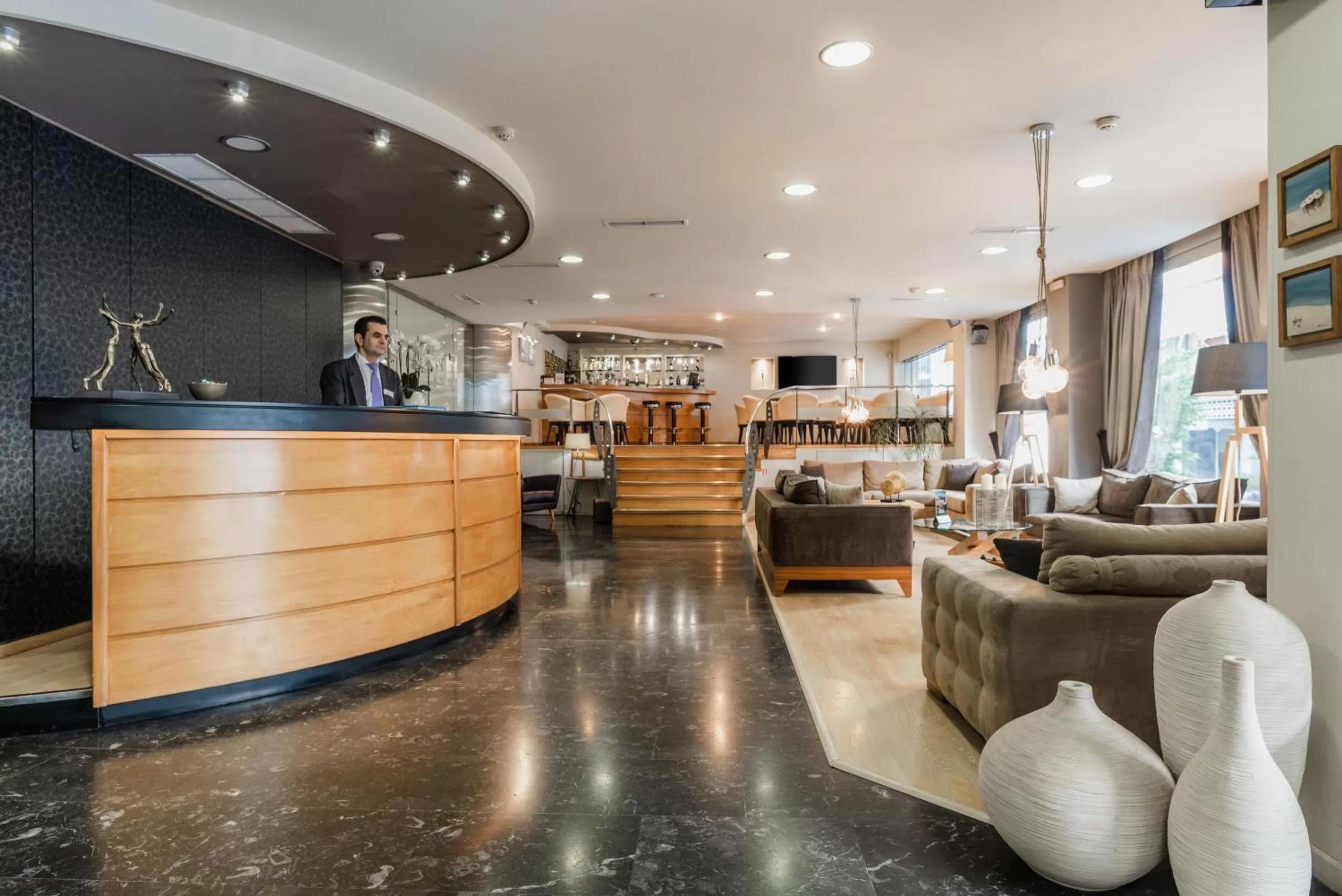 Communal lounge/ TV room in Acropolis Select