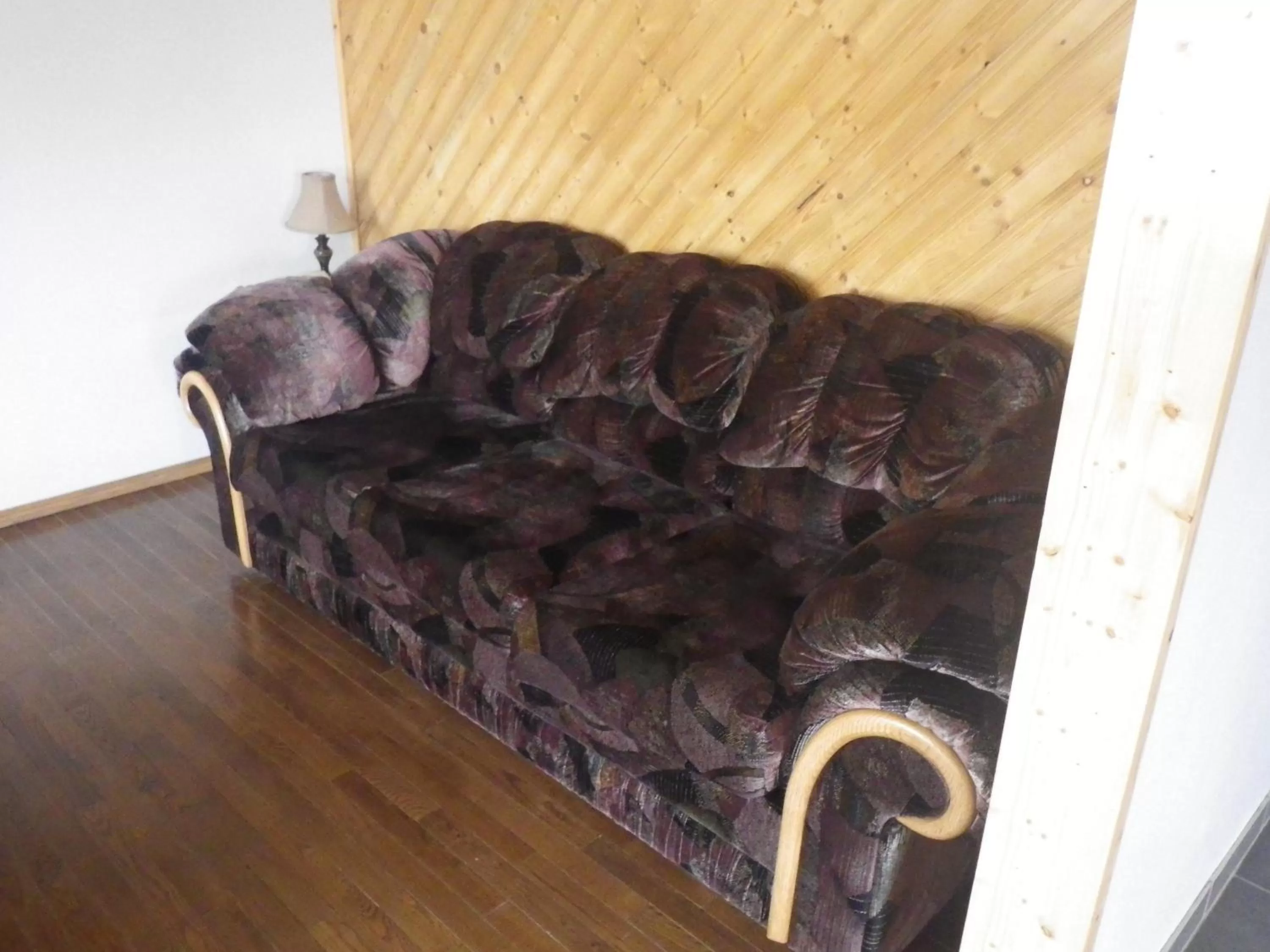 Living room in Alcan Motor Inn