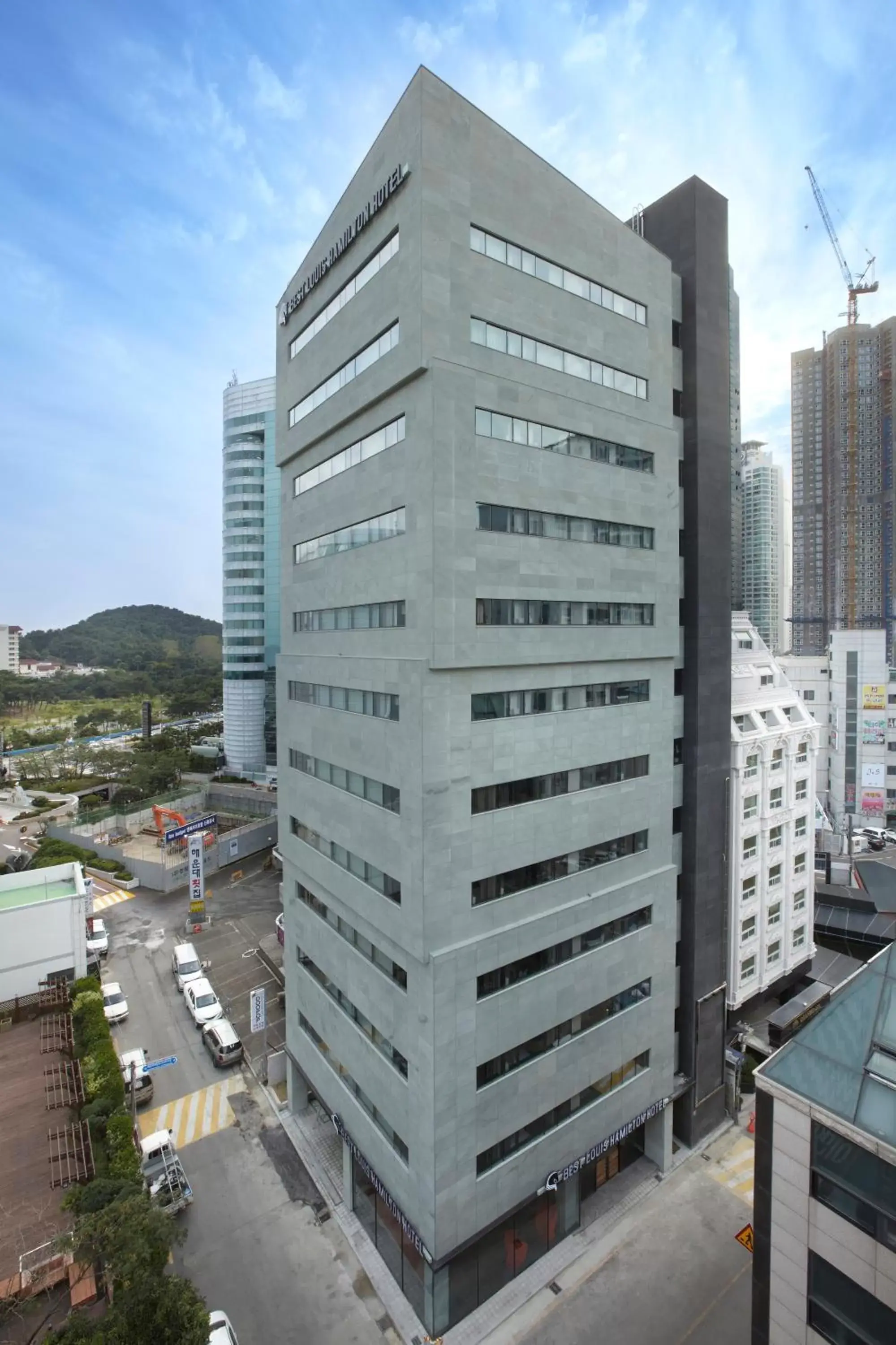 Facade/entrance, Property Building in Best Louis Hamilton Hotel Haeundae