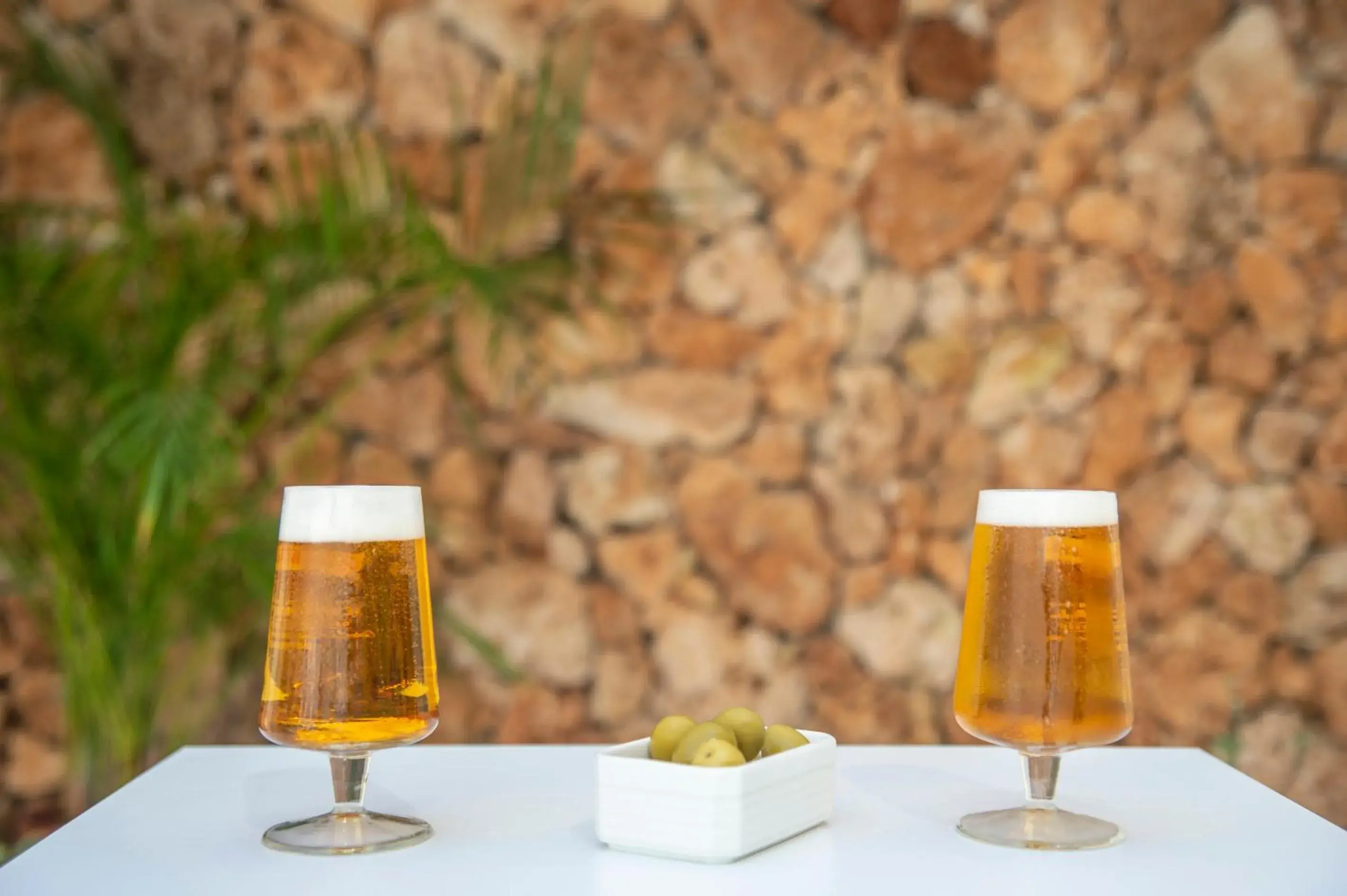 Lounge or bar, Drinks in Hotel Vistamar by Pierre & Vacances