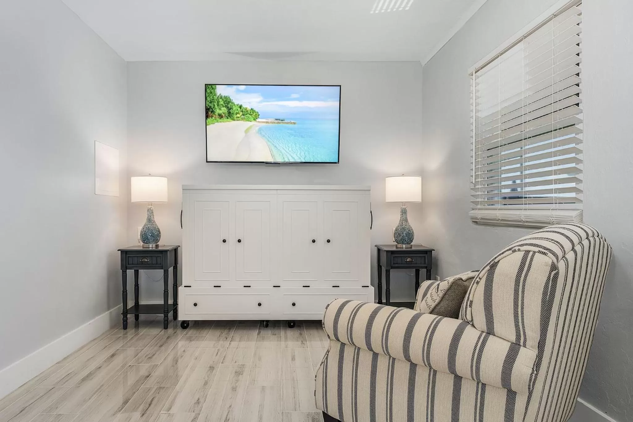 Living room in Matlacha on Shoreview