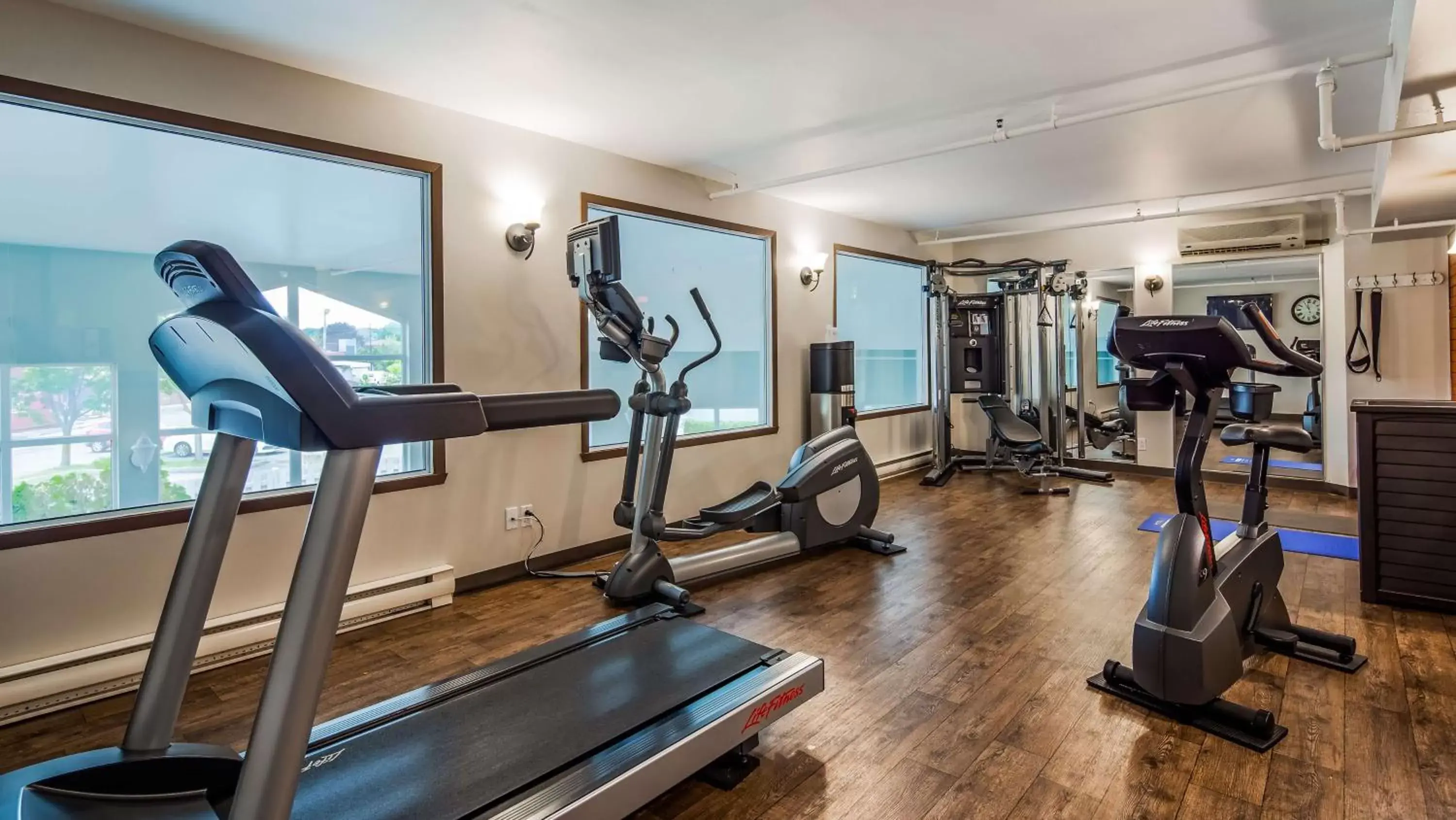 Fitness centre/facilities, Fitness Center/Facilities in Best Western Hotel Brossard