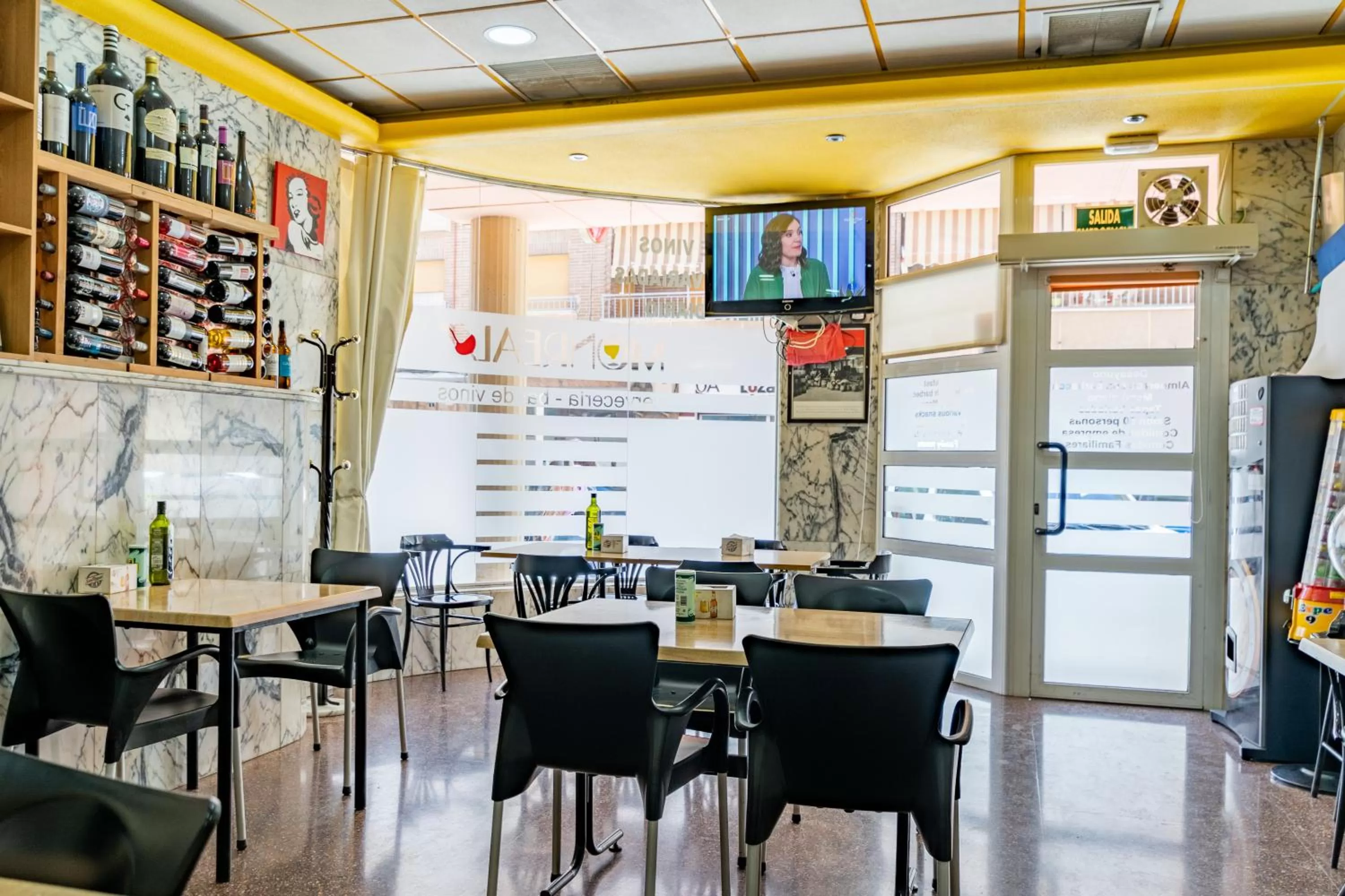 Restaurant/places to eat in Hotel Monreal Jumilla