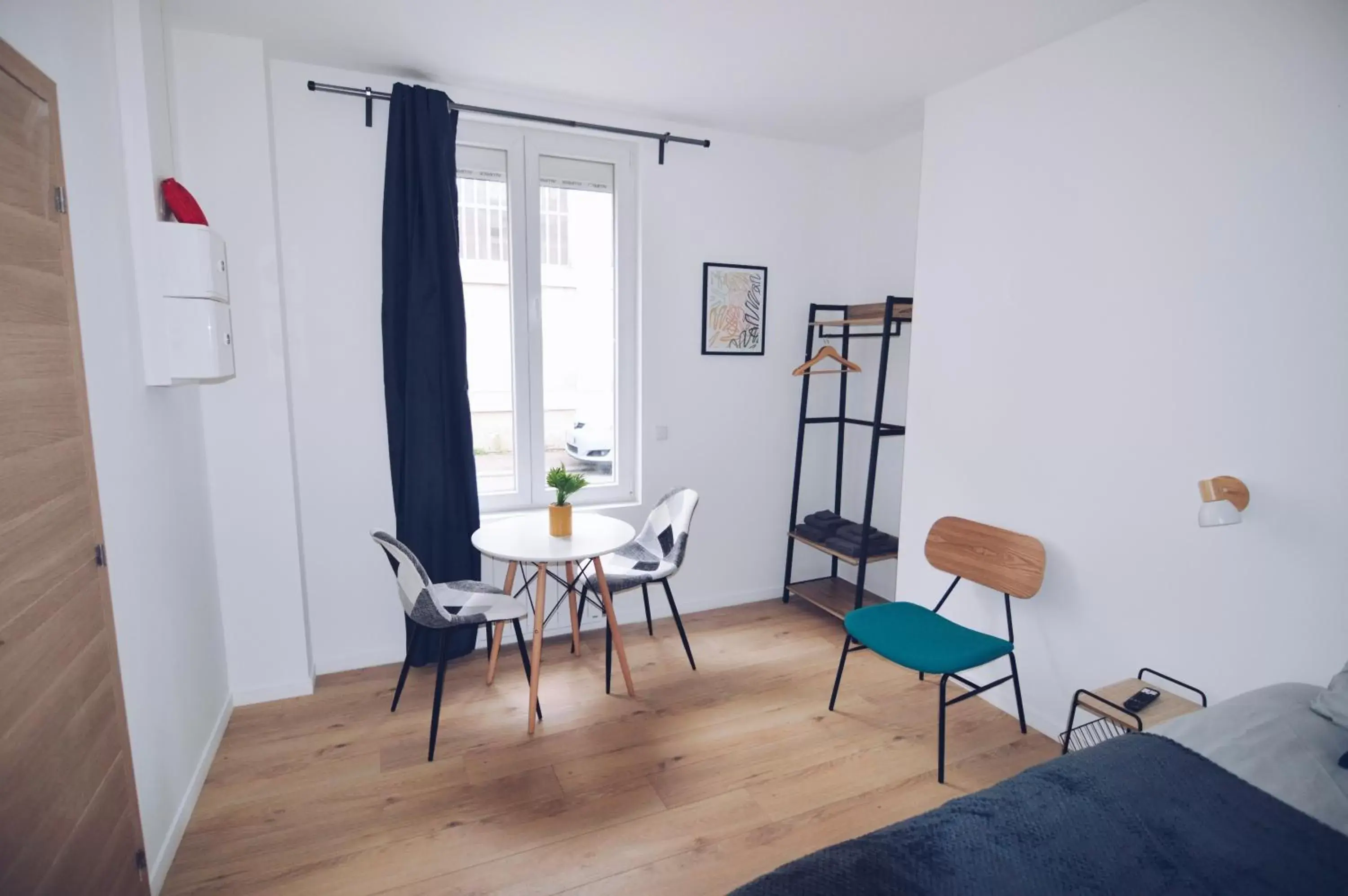 Dining Area in Studios Lsquare Residence AFPA