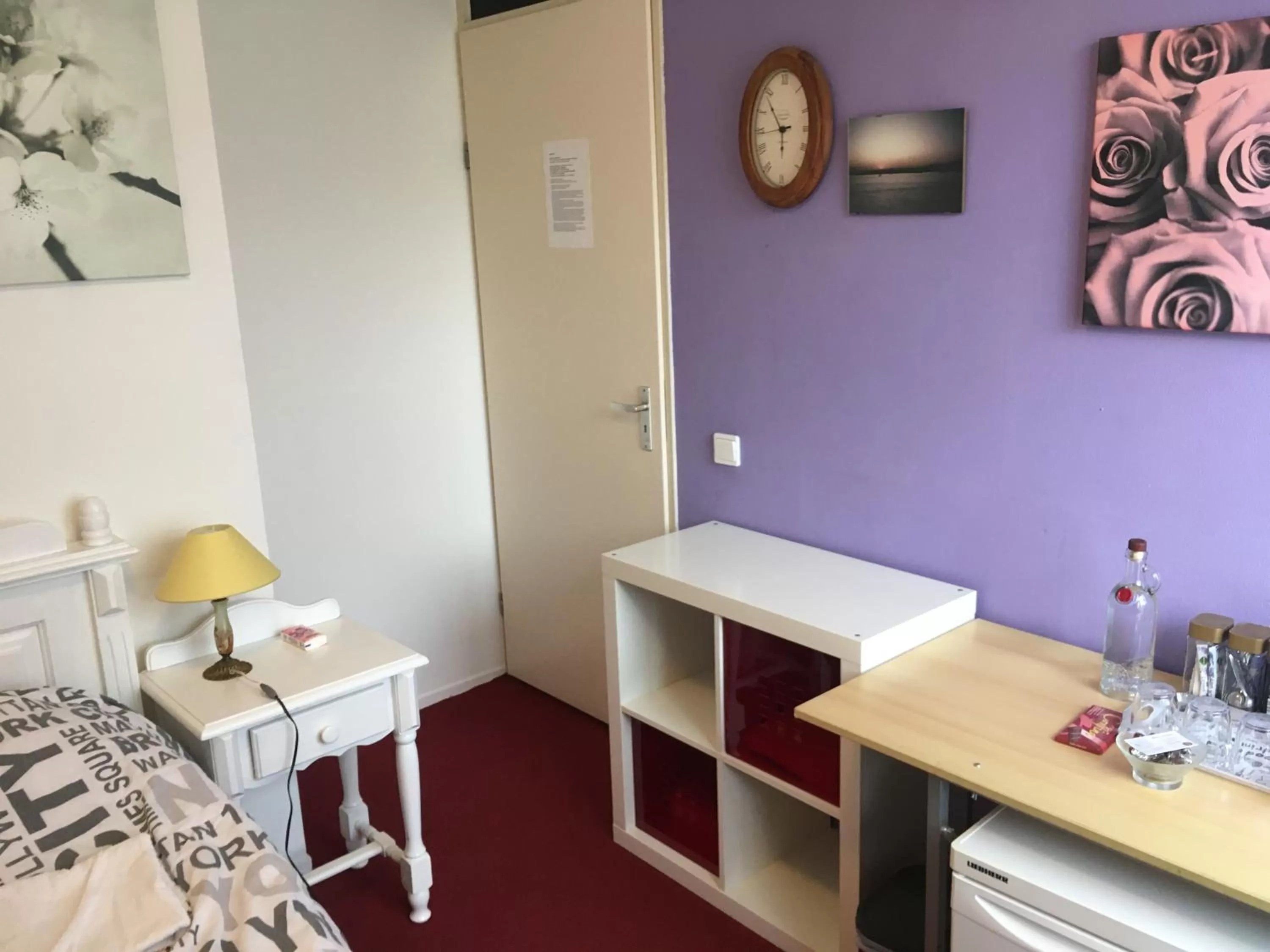 Bed in Wim's Place Schiphol Amsterdam Airport