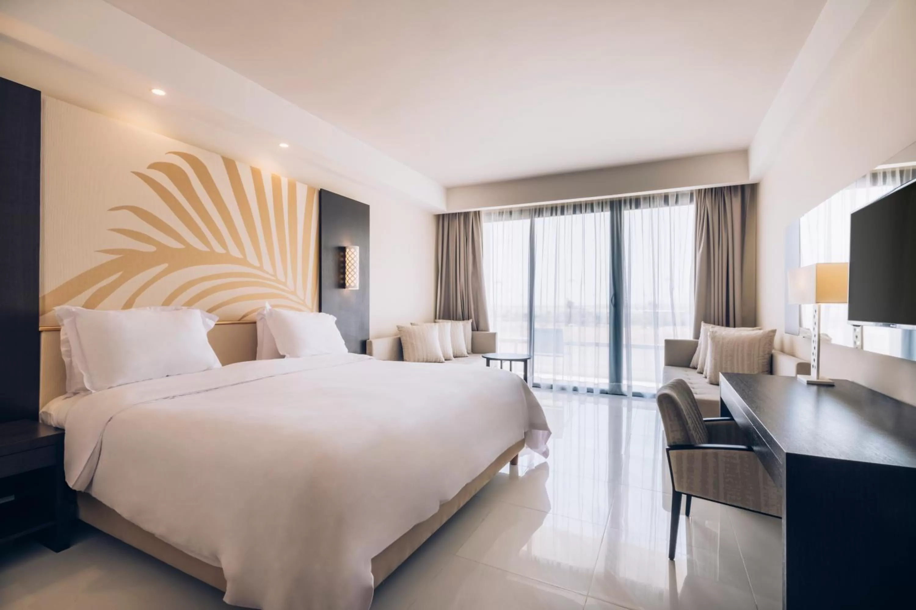 Photo of the whole room, Bed in Iberostar Selection Kuriat Palace