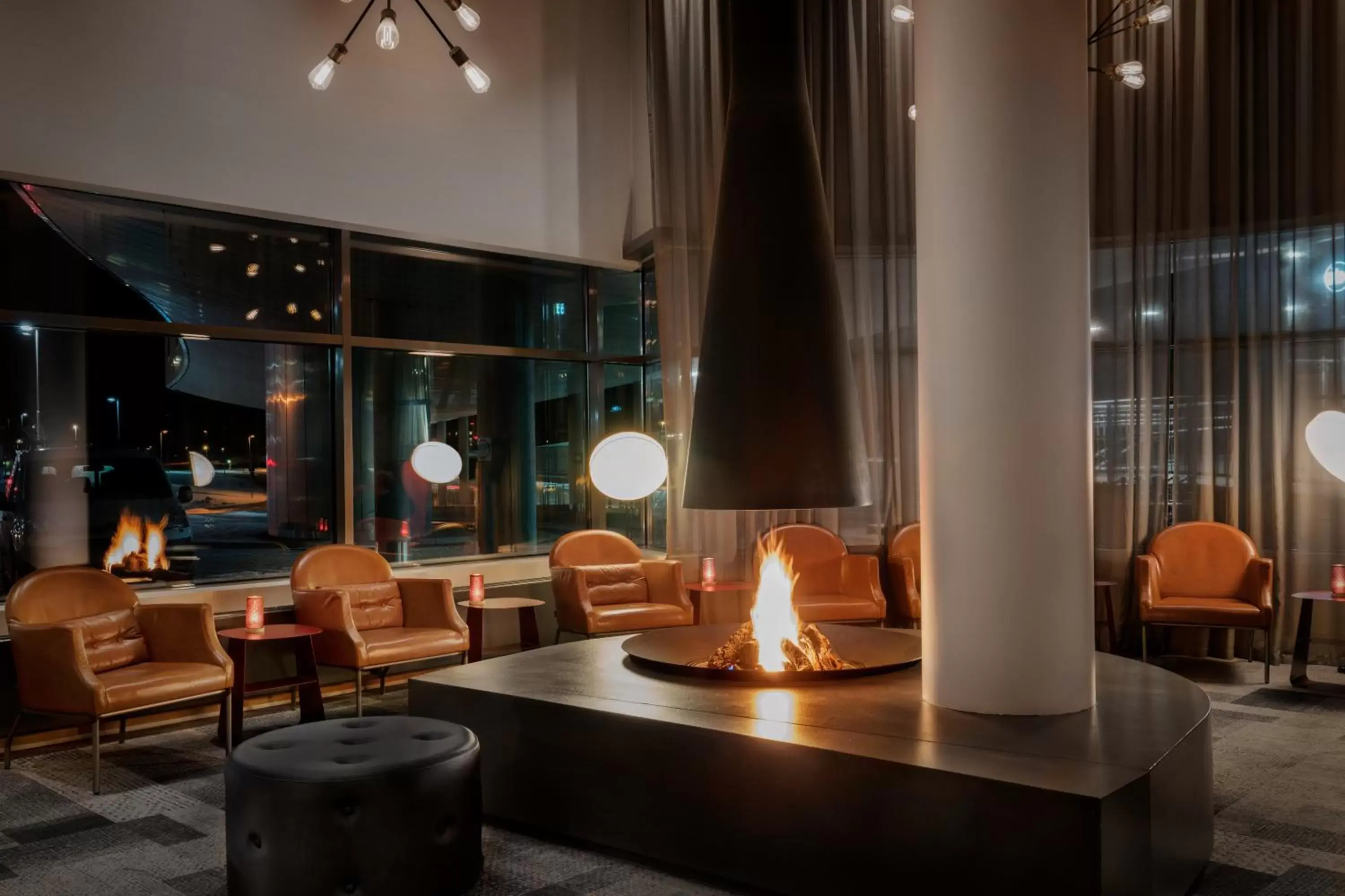 Lounge or bar in Radisson Blu Hotel, Trondheim Airport