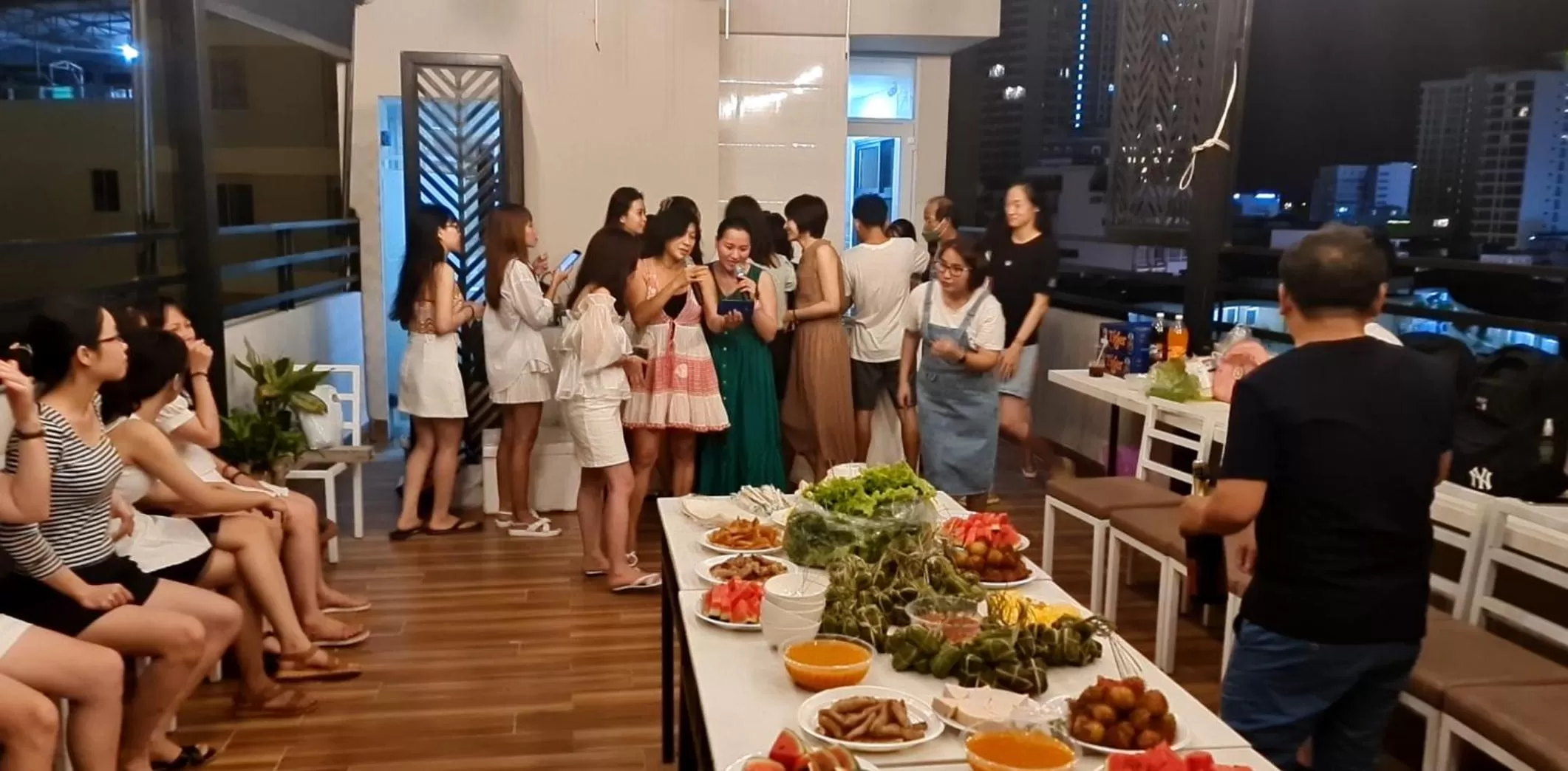 BBQ facilities in Yen Vang Hotel & Apartment Nha Trang