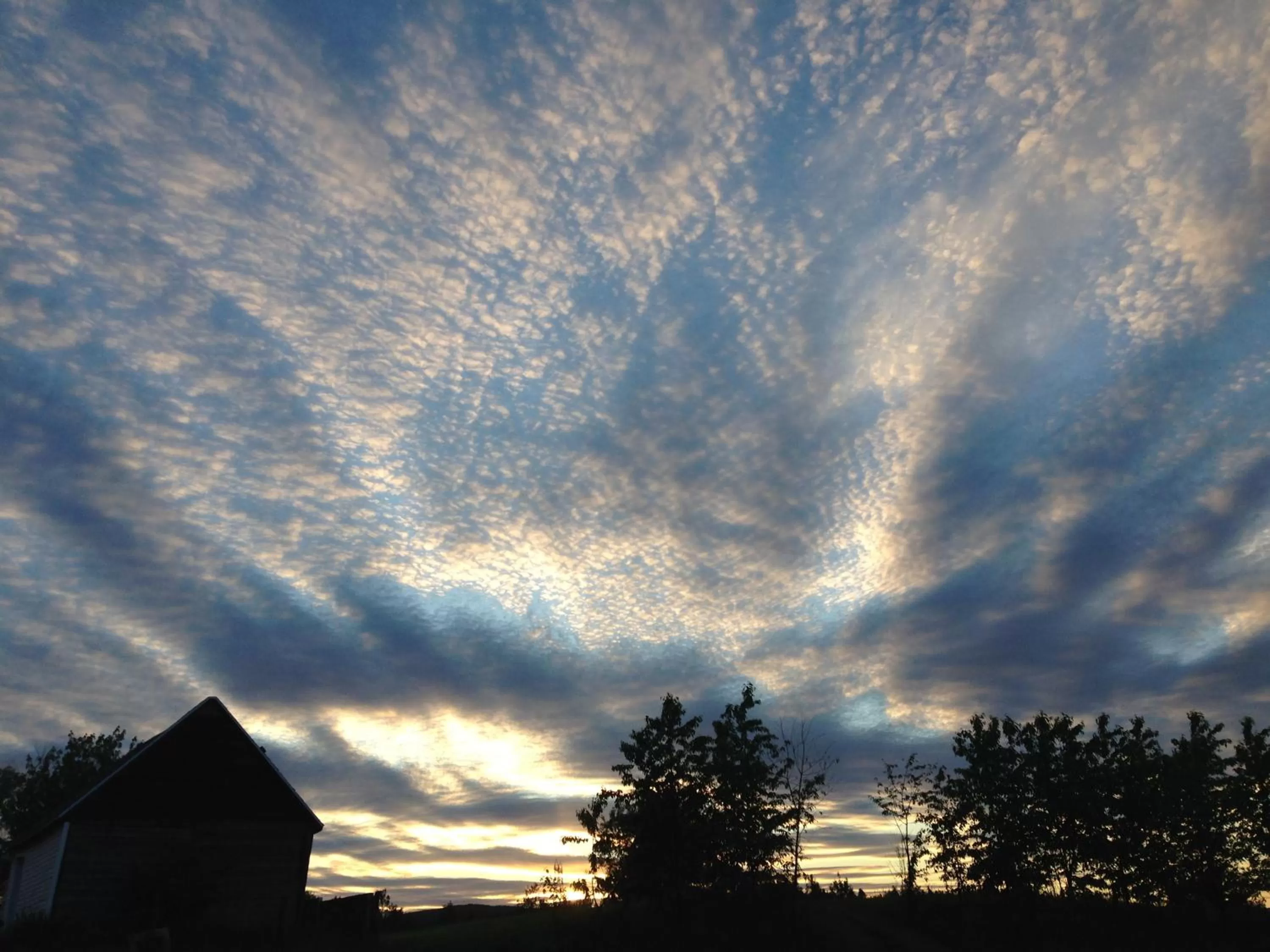 Property building in Auberge sur la Côte