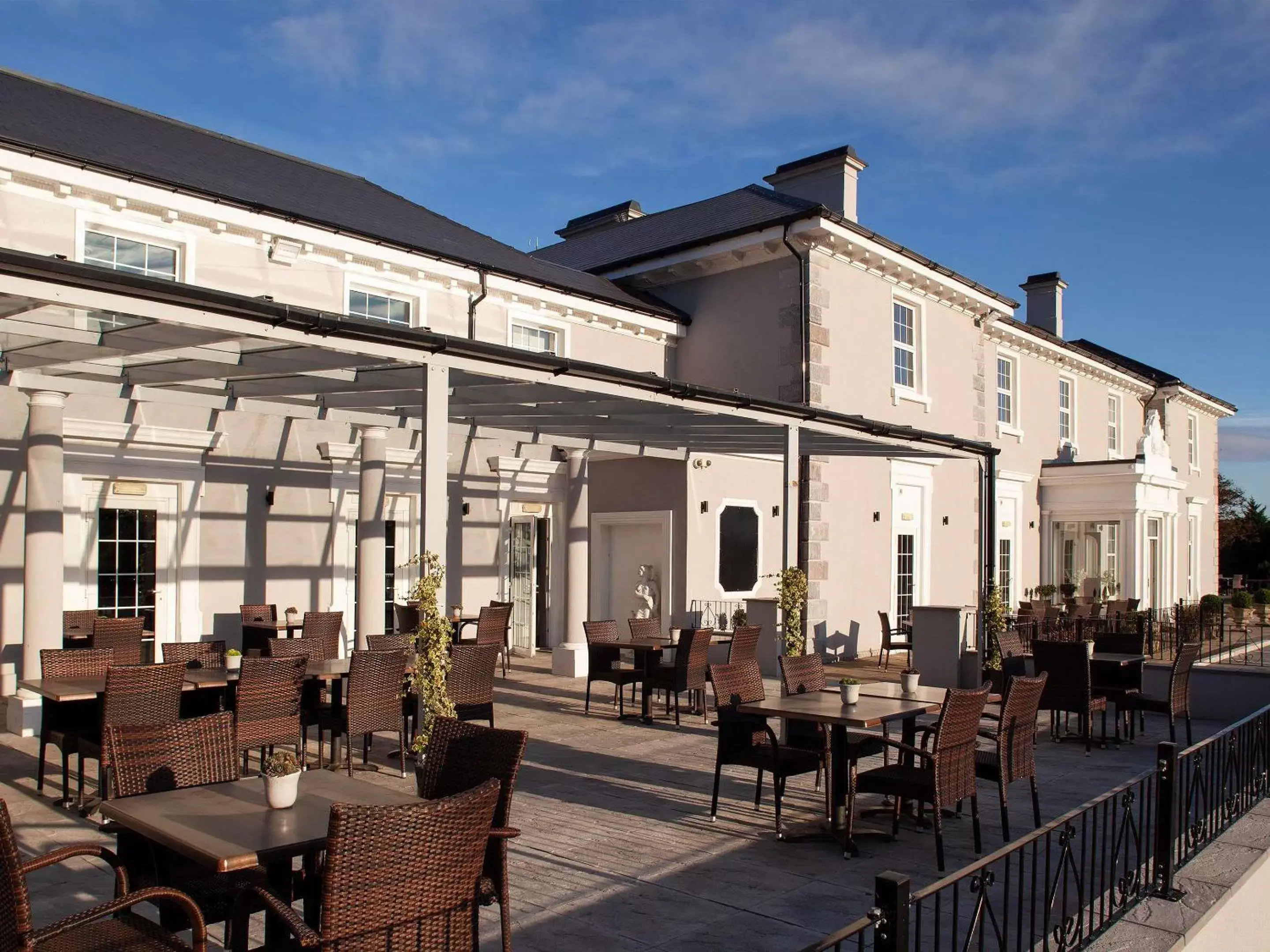 Balcony/Terrace, Restaurant/Places to Eat in Elfordleigh Hotel