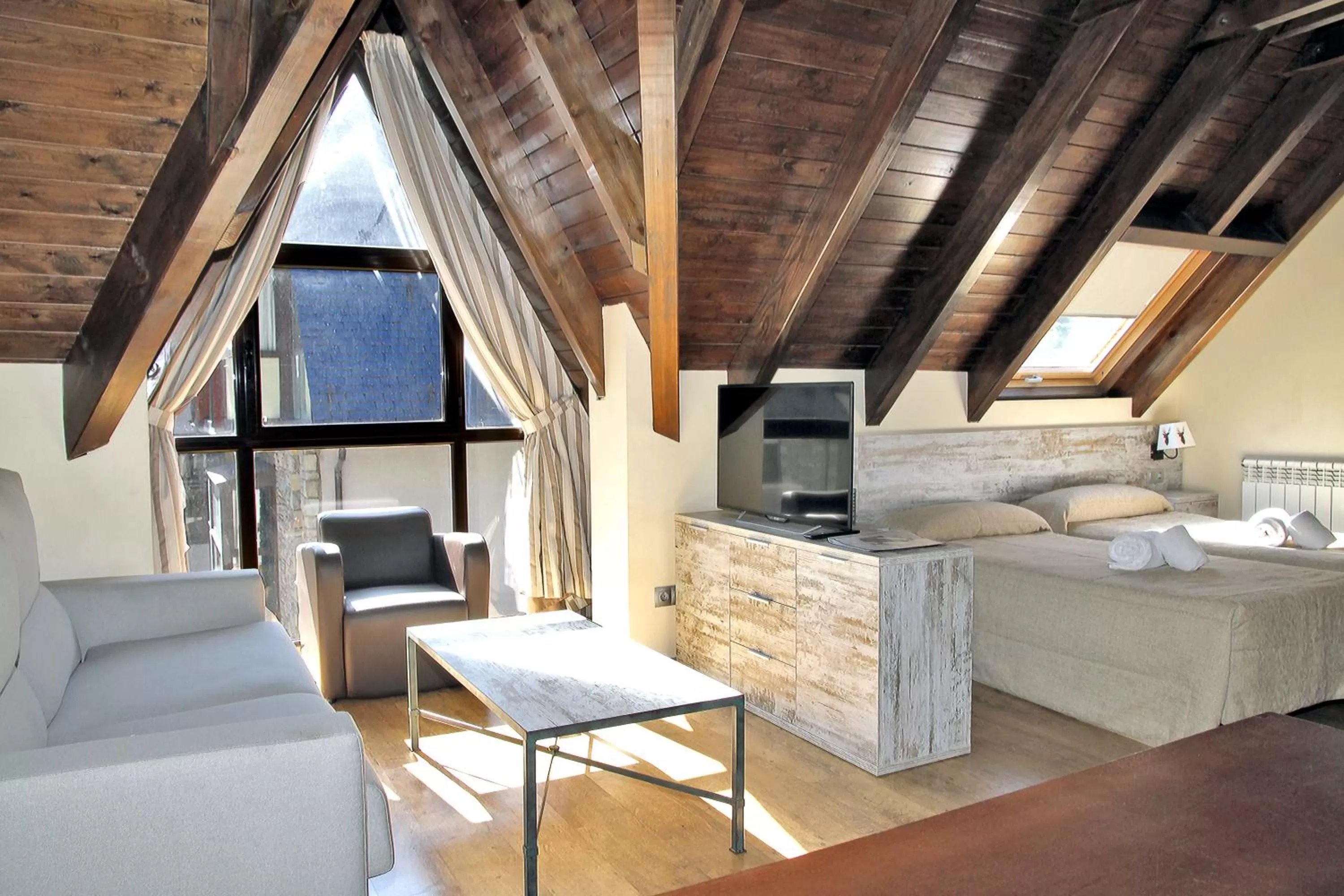 Bed in Aparthotel La Vall Blanca