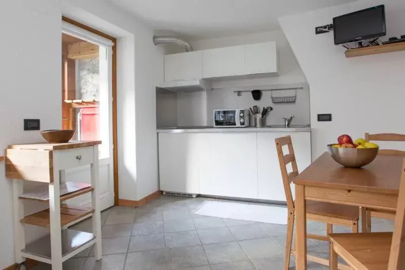 Kitchen/Kitchenette in Hotel Vallechiara