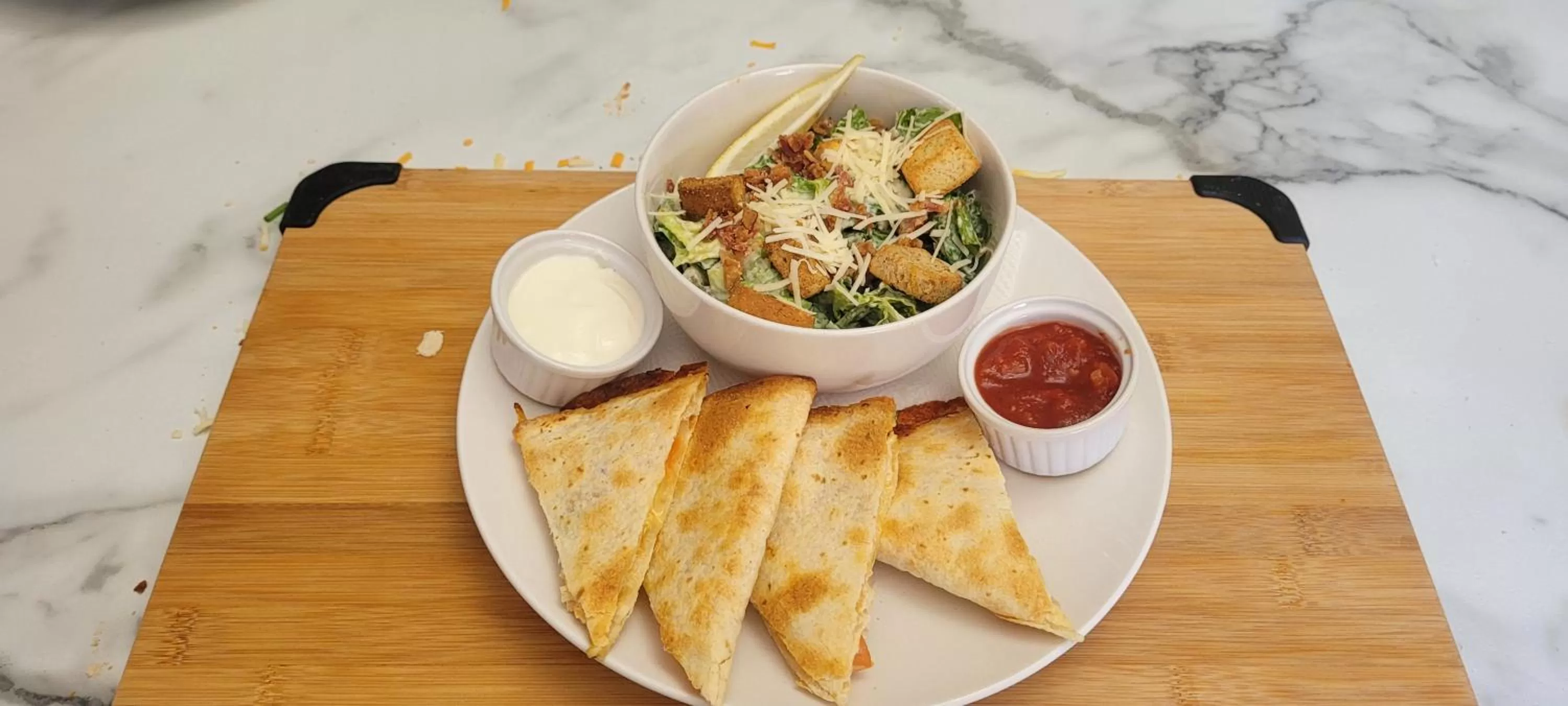 Lunch, Food in The Harbourside Inn & Cafe