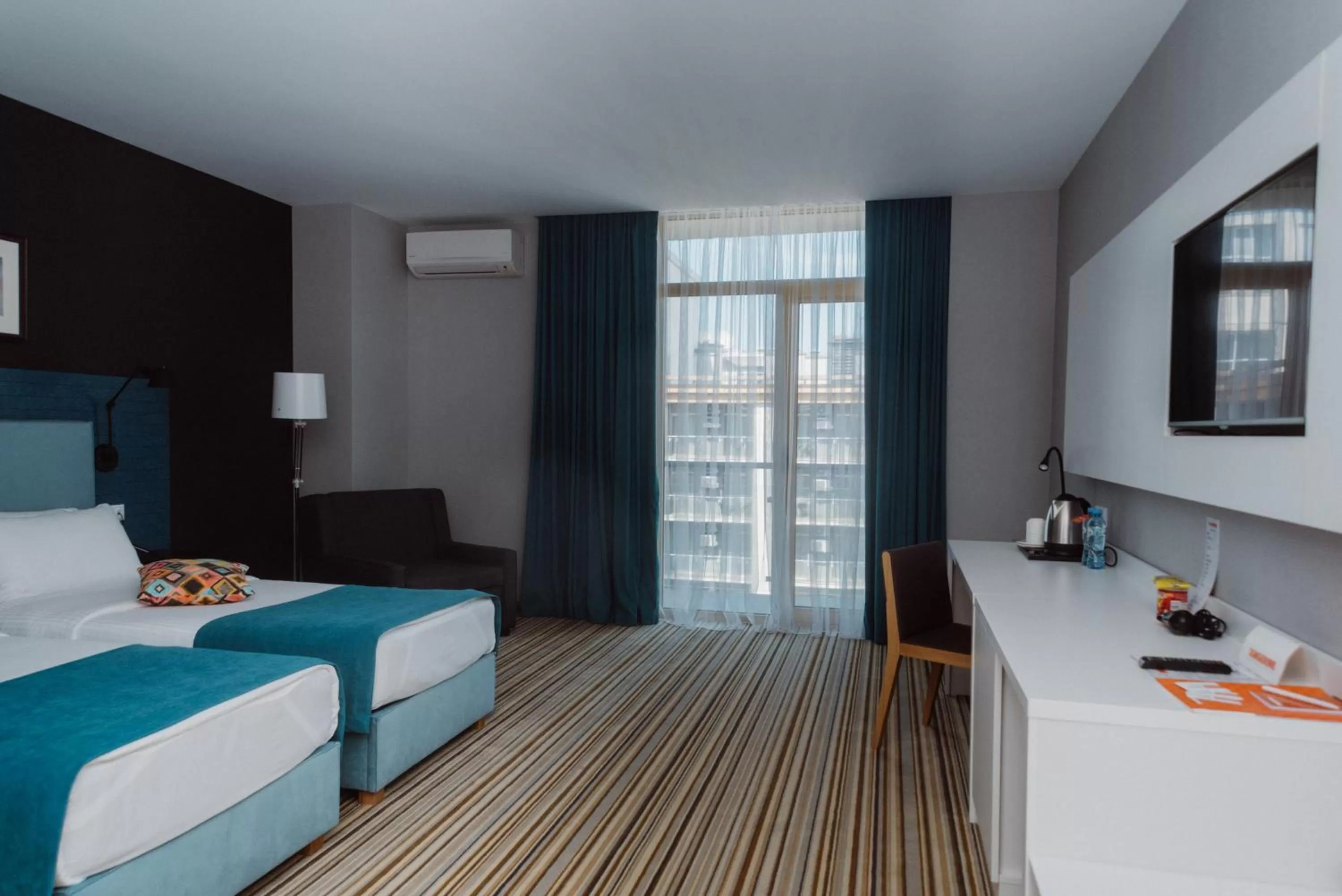 Photo of the whole room, Bed in Aparthotel Tangerine