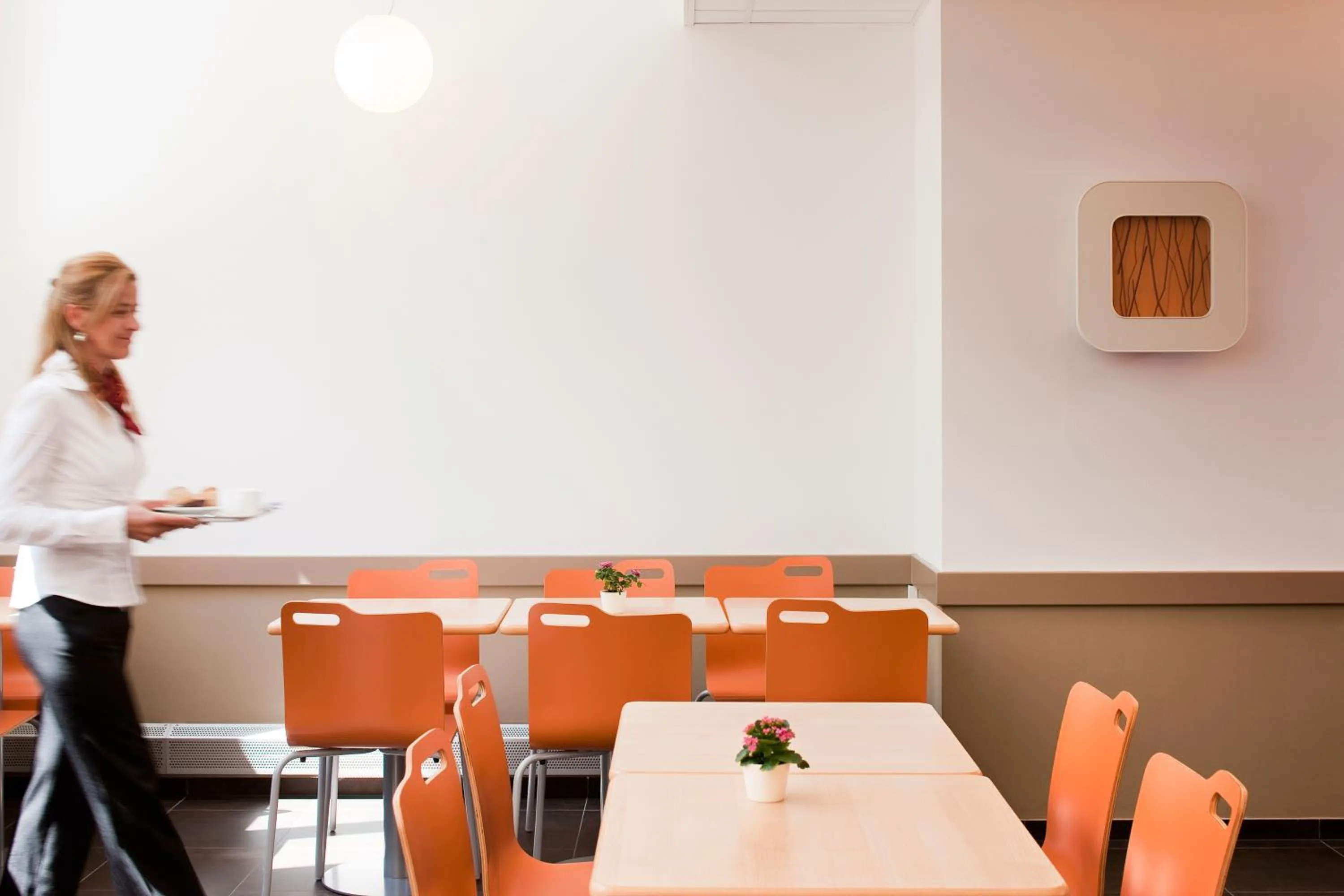 Restaurant/places to eat in ibis budget Amboise