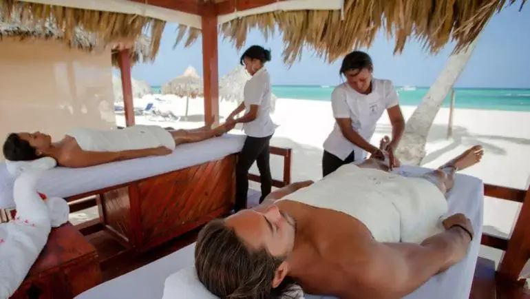 Spa and wellness centre/facilities in Los Corales Luxury Villas Beach Club and Spa