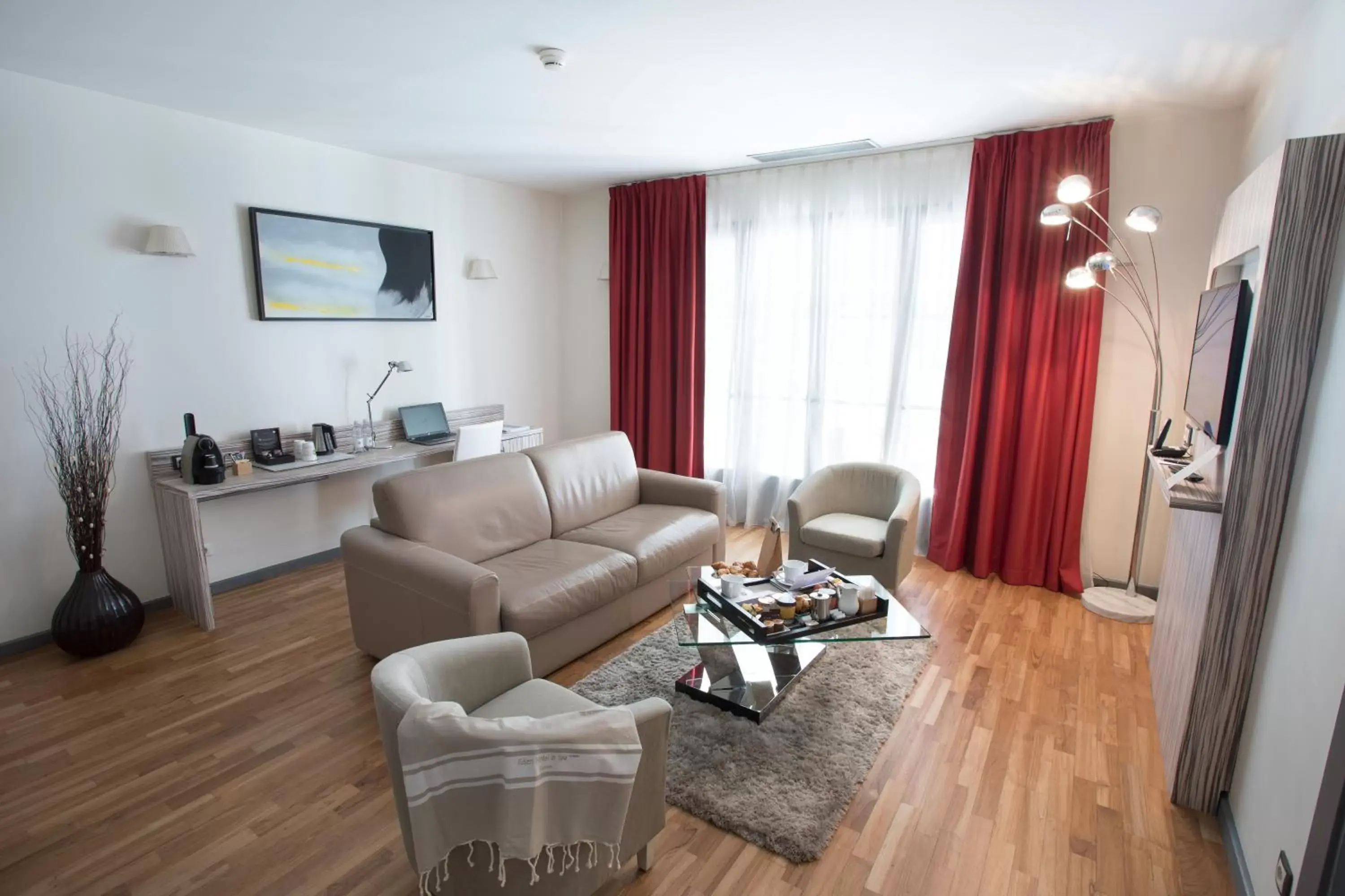 Living room, Seating Area in Eden Hotel & Spa