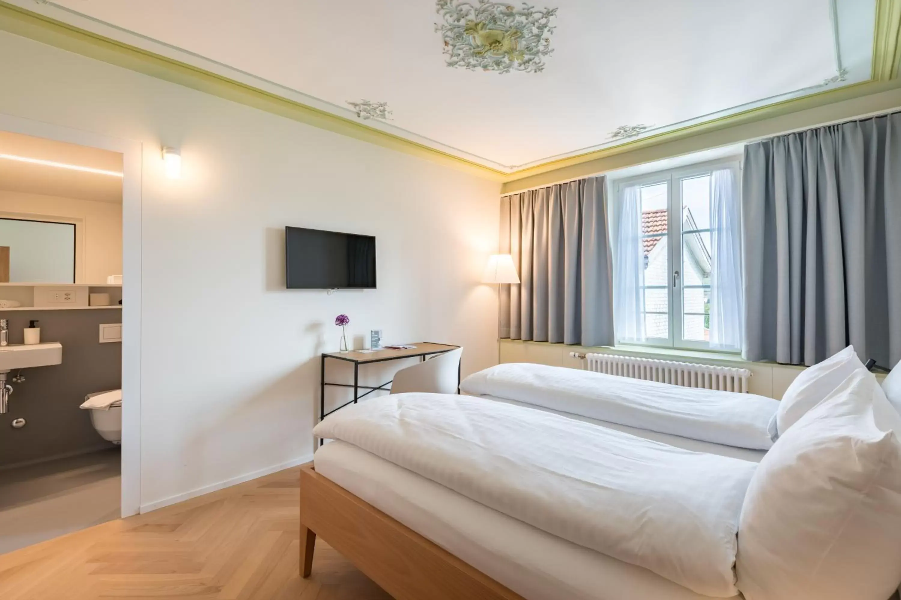 Bedroom, Bed in Linde Heiden Swiss Quality Hotel