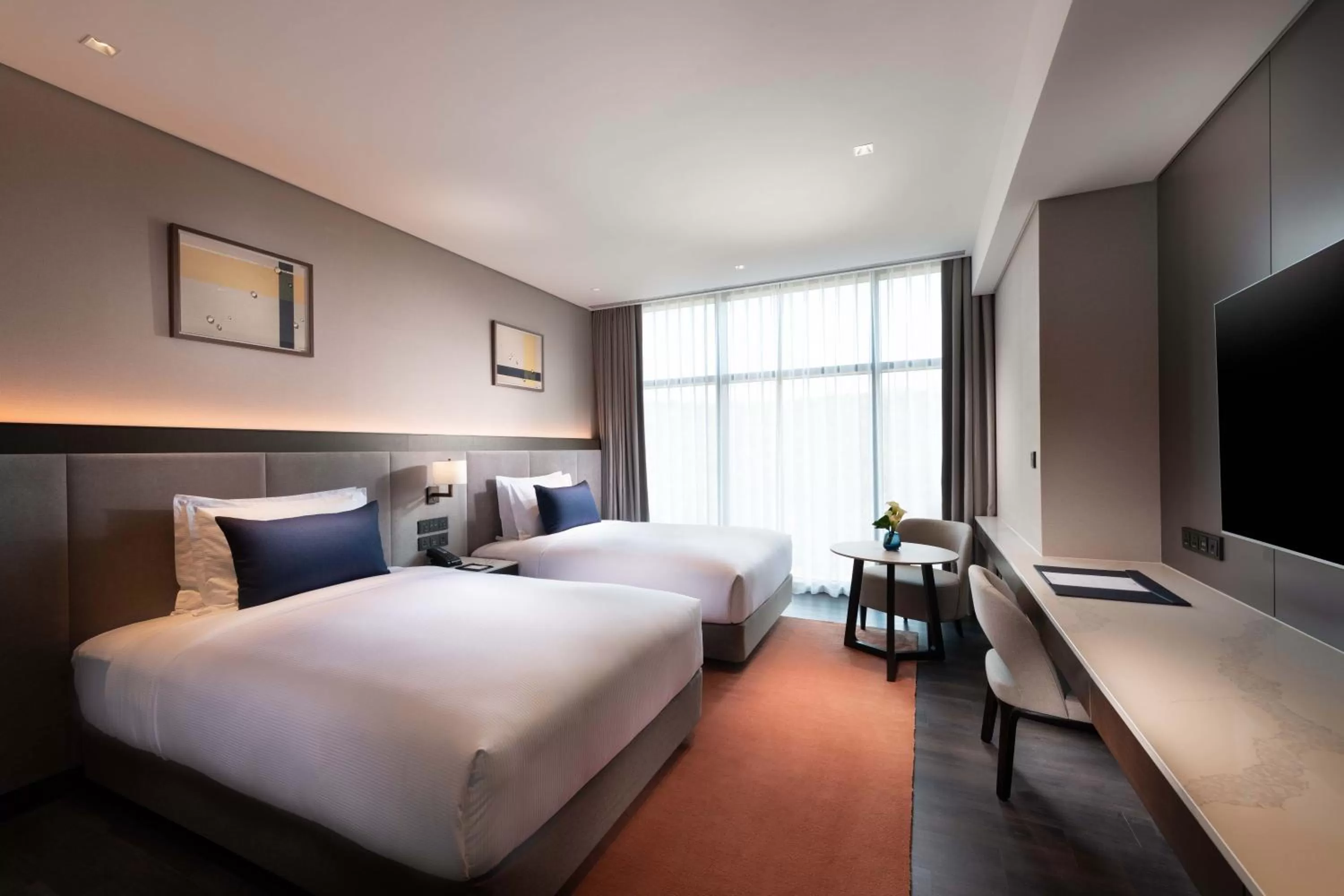 Bedroom, Bed in DoubleTree By Hilton Seoul Pangyo