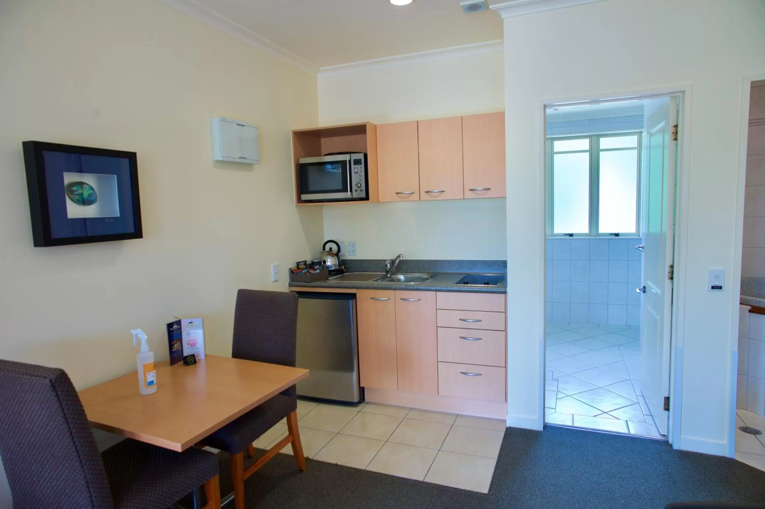 Kitchen or kitchenette, Kitchen/Kitchenette in Regal Palms Resort