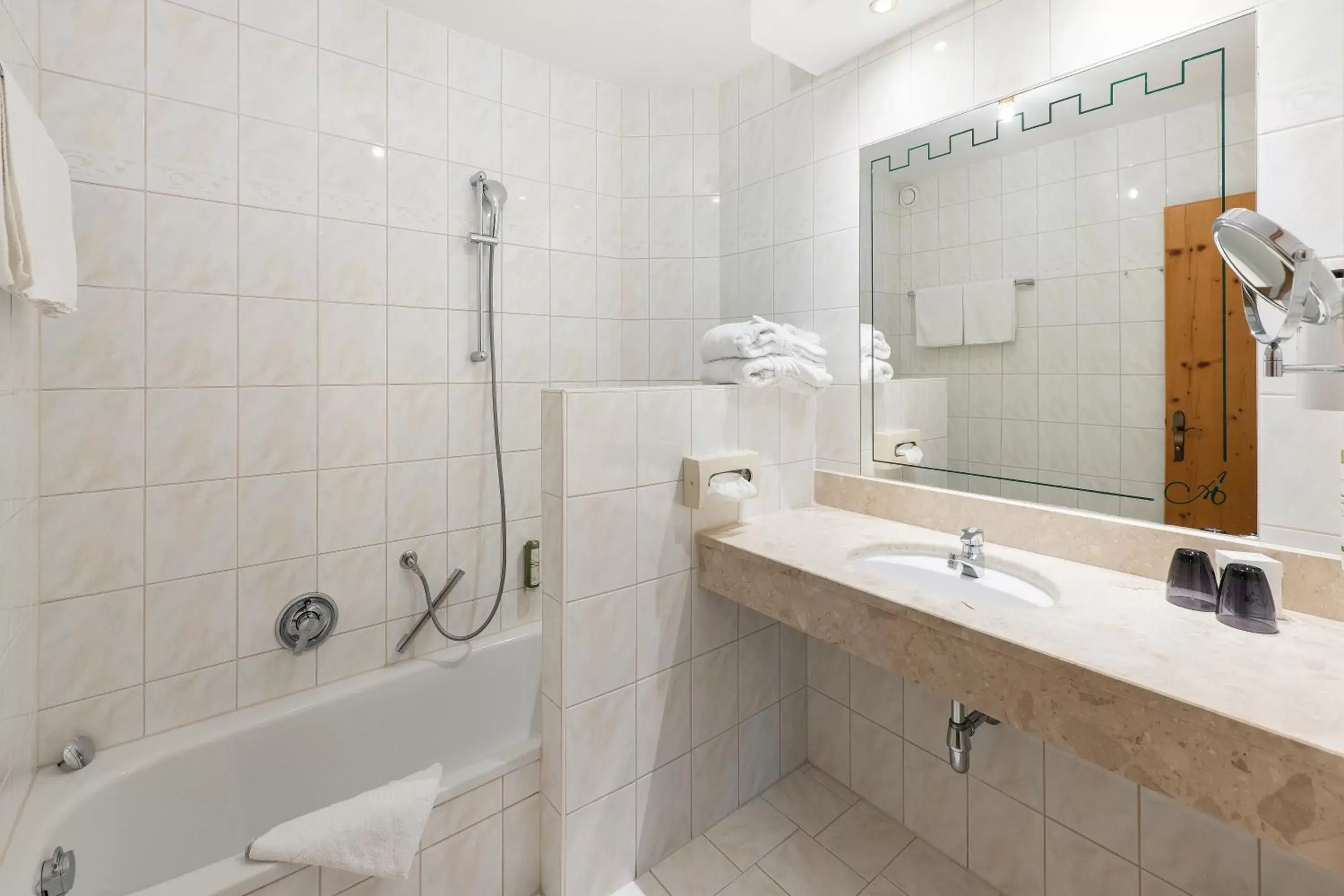 Bathroom in Hotel AlpenSchlössl
