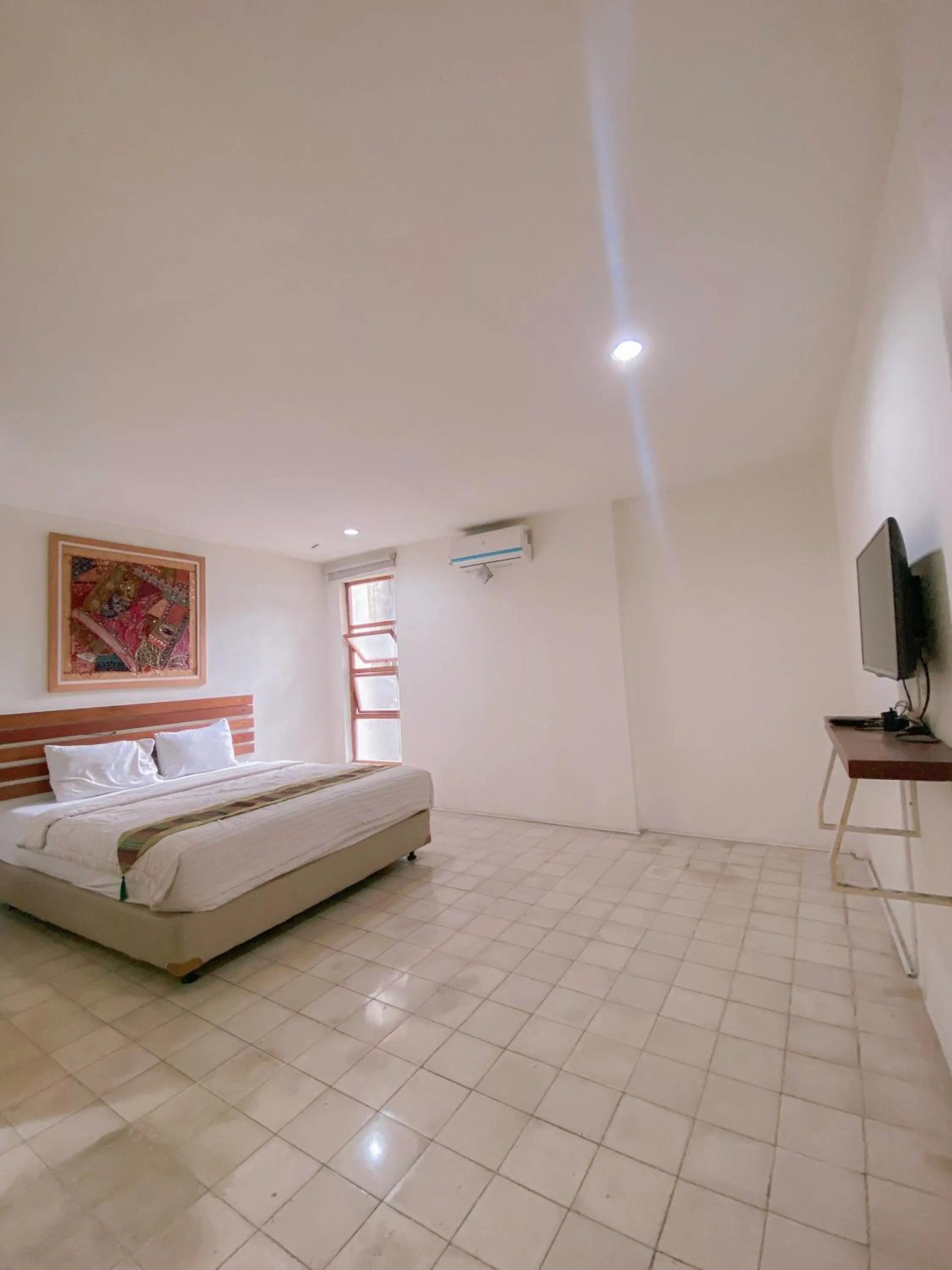 Bed in Augustina Home