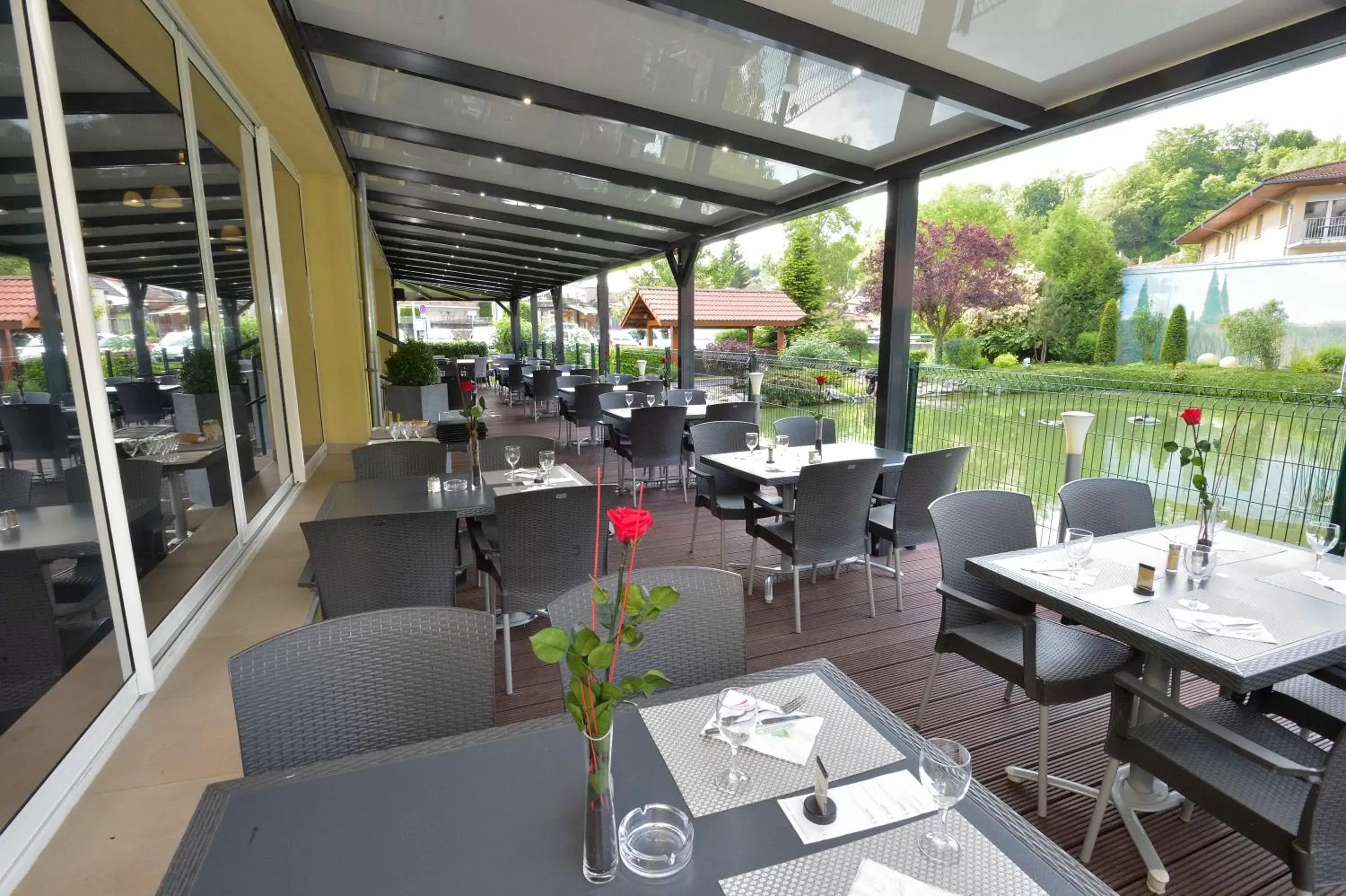 Balcony/Terrace, Restaurant/Places to Eat in Hôtel Aster Restaurant Aux Arcades