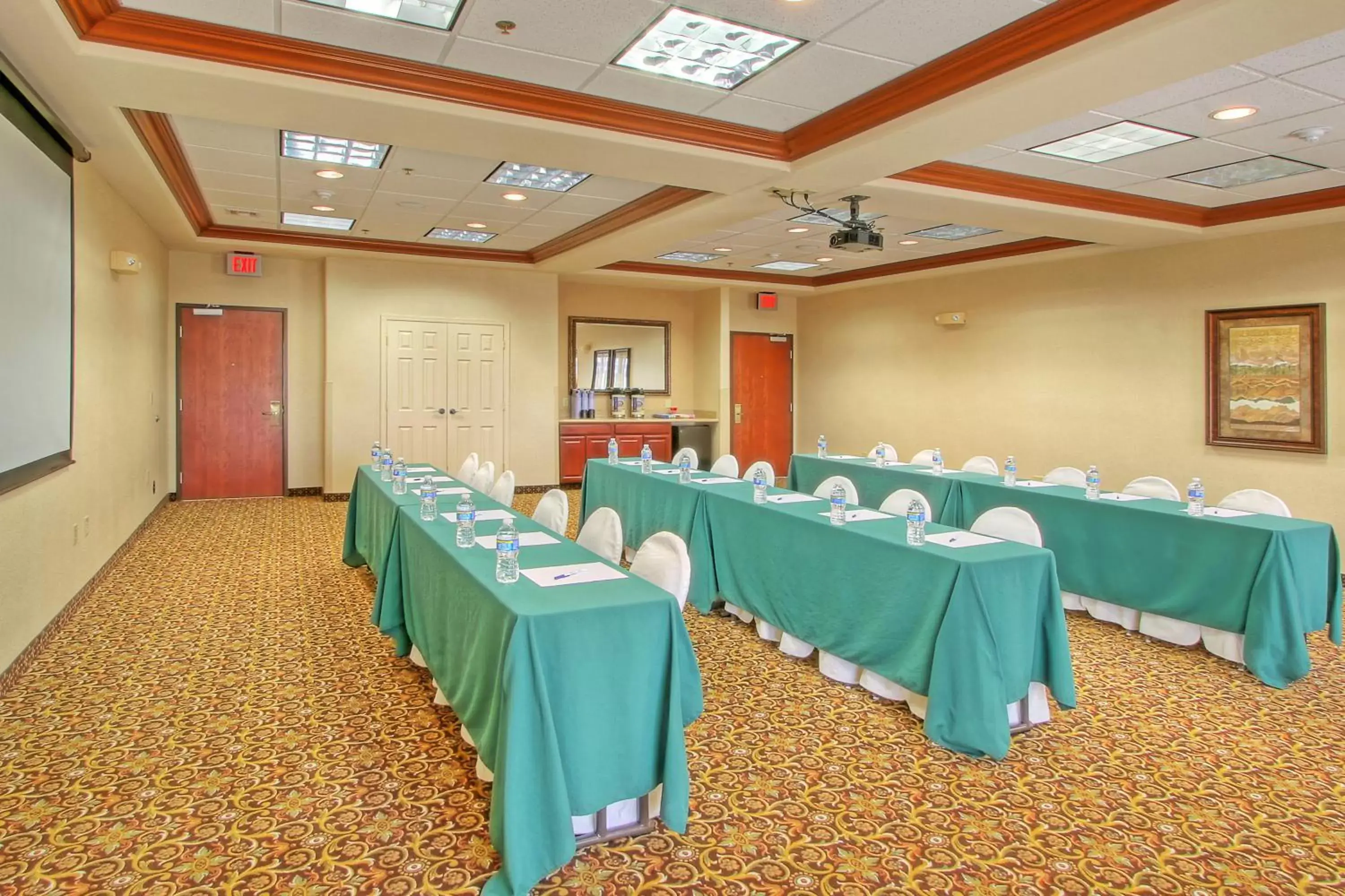 Meeting/conference room in Holiday Inn Express Hotel & Suites Las Cruces, an IHG Hotel