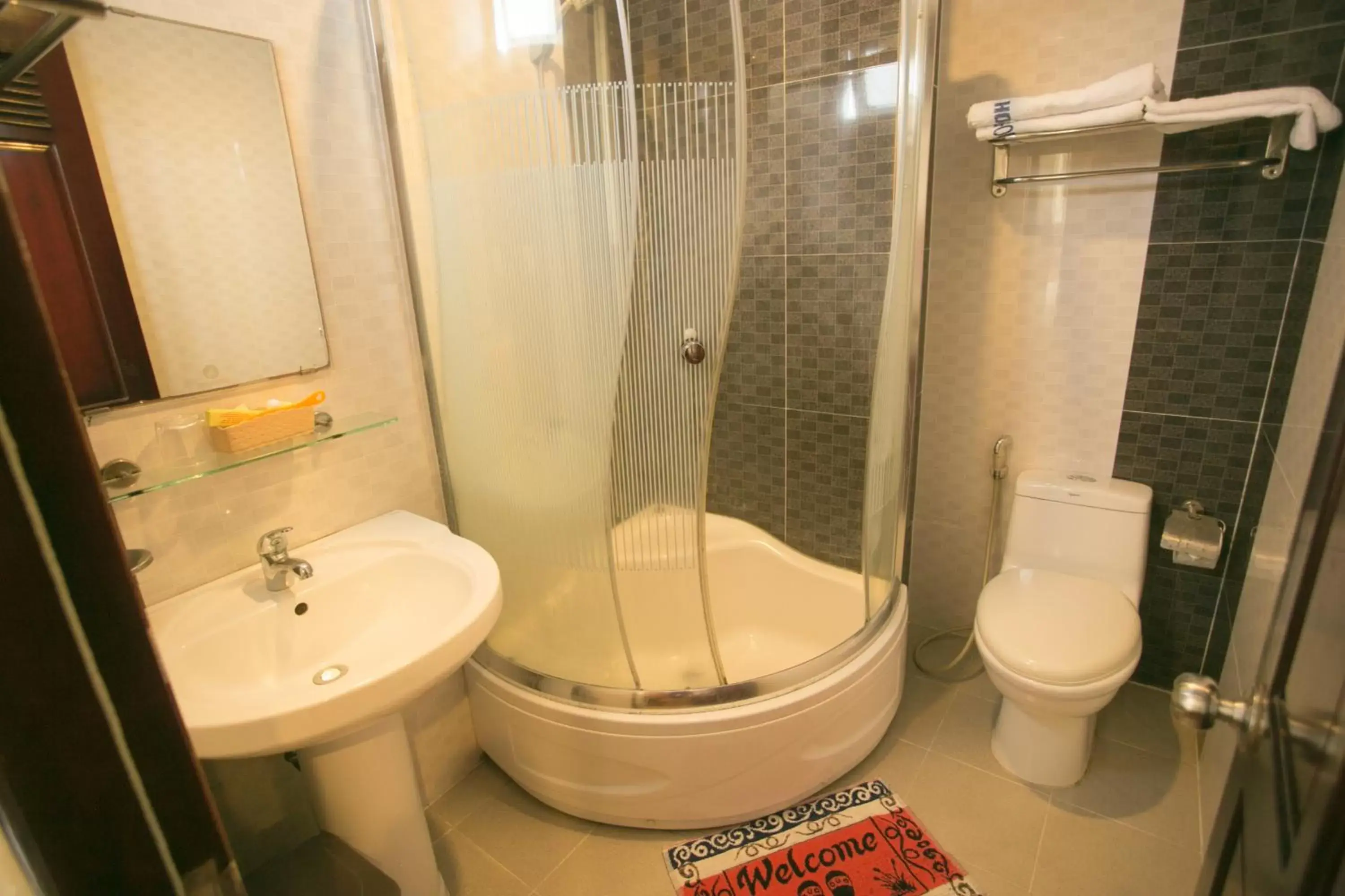 Bathroom in Golden Sea Hotel