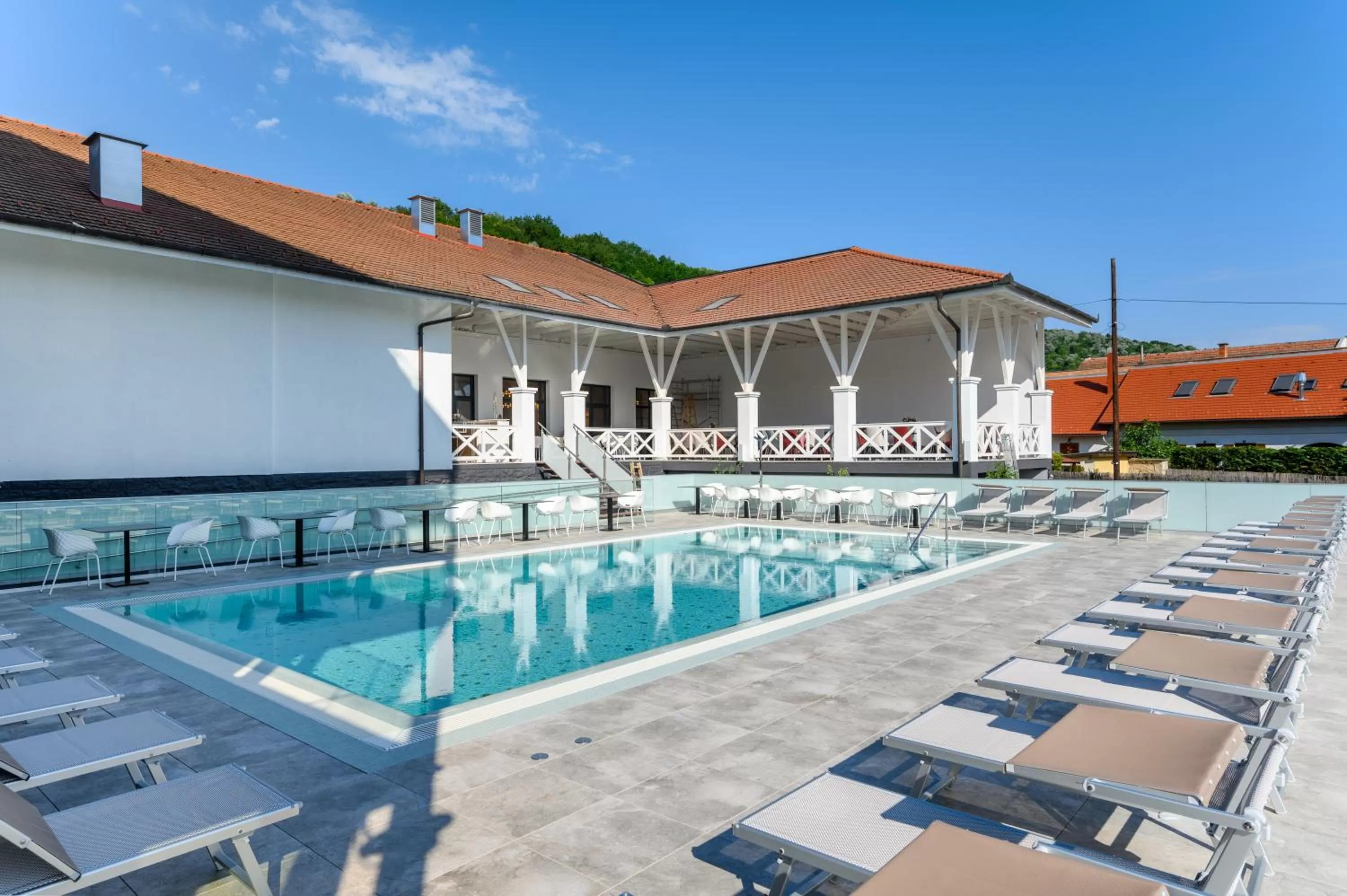 Swimming pool in Mercure Tokaj Center
