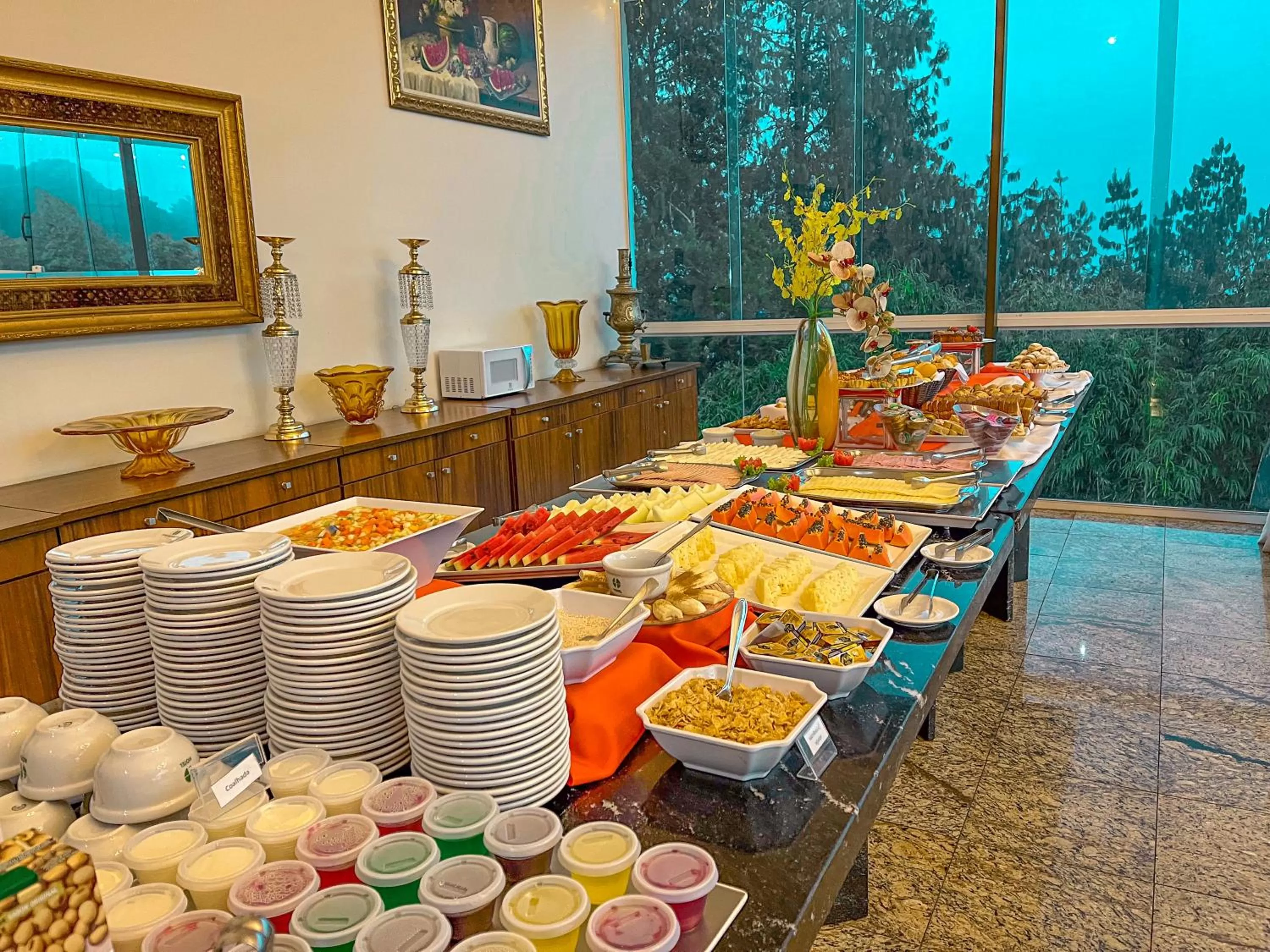 Restaurant/places to eat in Hotel Dan Inn Campos do Jordão