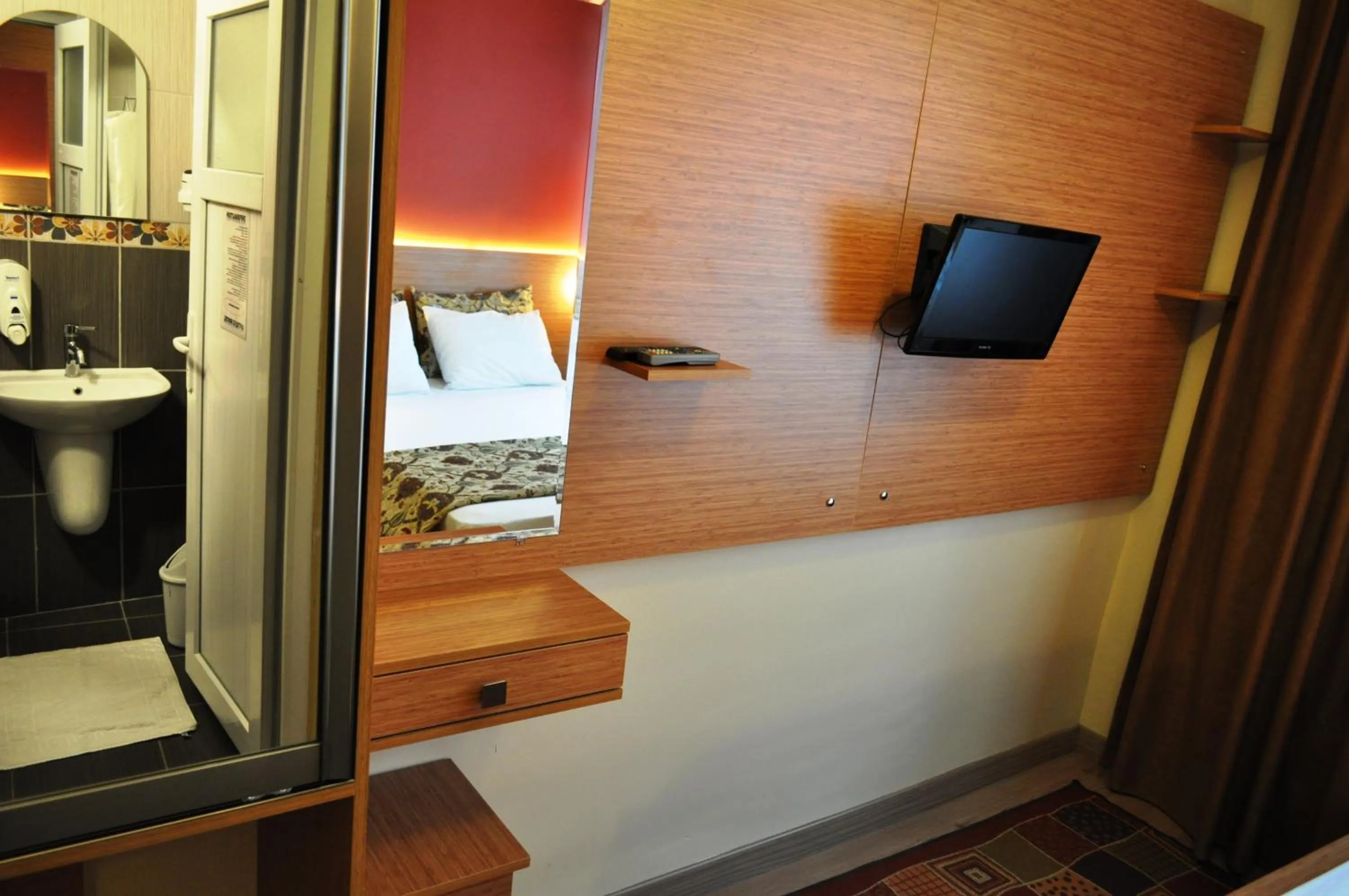 Bathroom in Antique Hostel