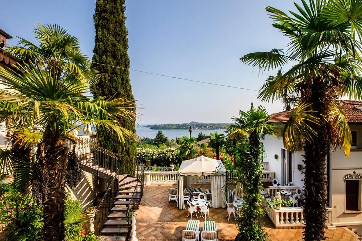 Balcony/Terrace in Park Hotel Ville Montefiori