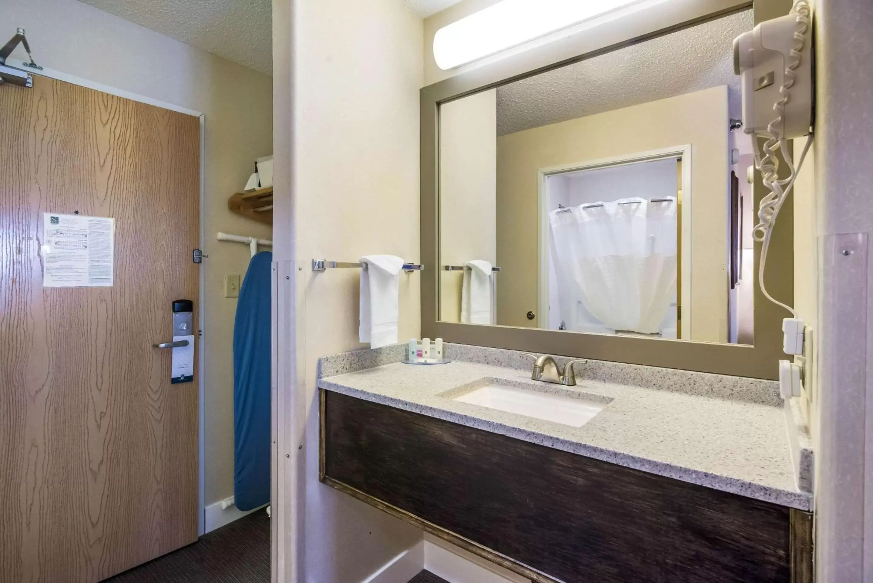 Bathroom in Quality Inn & Suites West