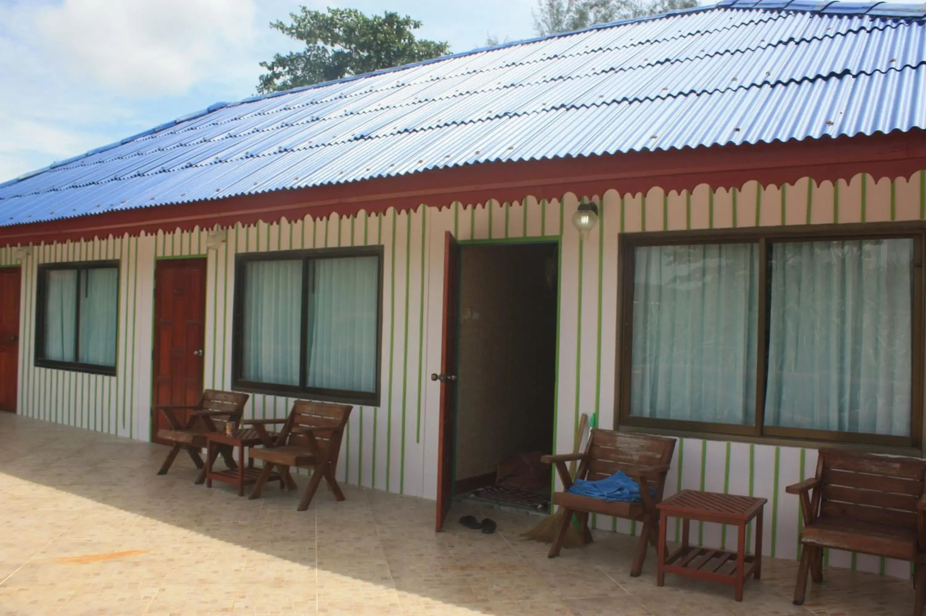 Double Room - Building in Nature Beach Resort, Koh Lanta