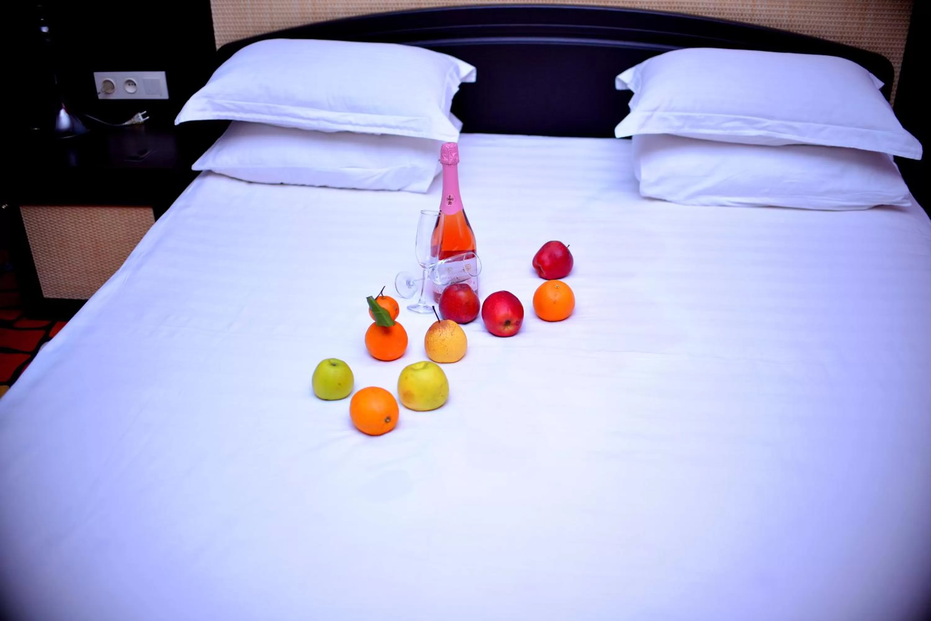 Bed in Sapar Standart Hotel