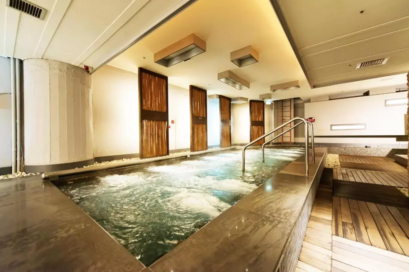 Public Bath, Swimming Pool in Beitou Hot Spring Resort