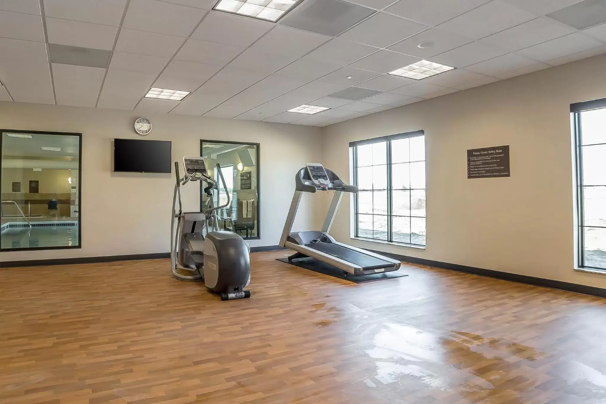 Property building, Fitness Center/Facilities in Comfort Suites Billings