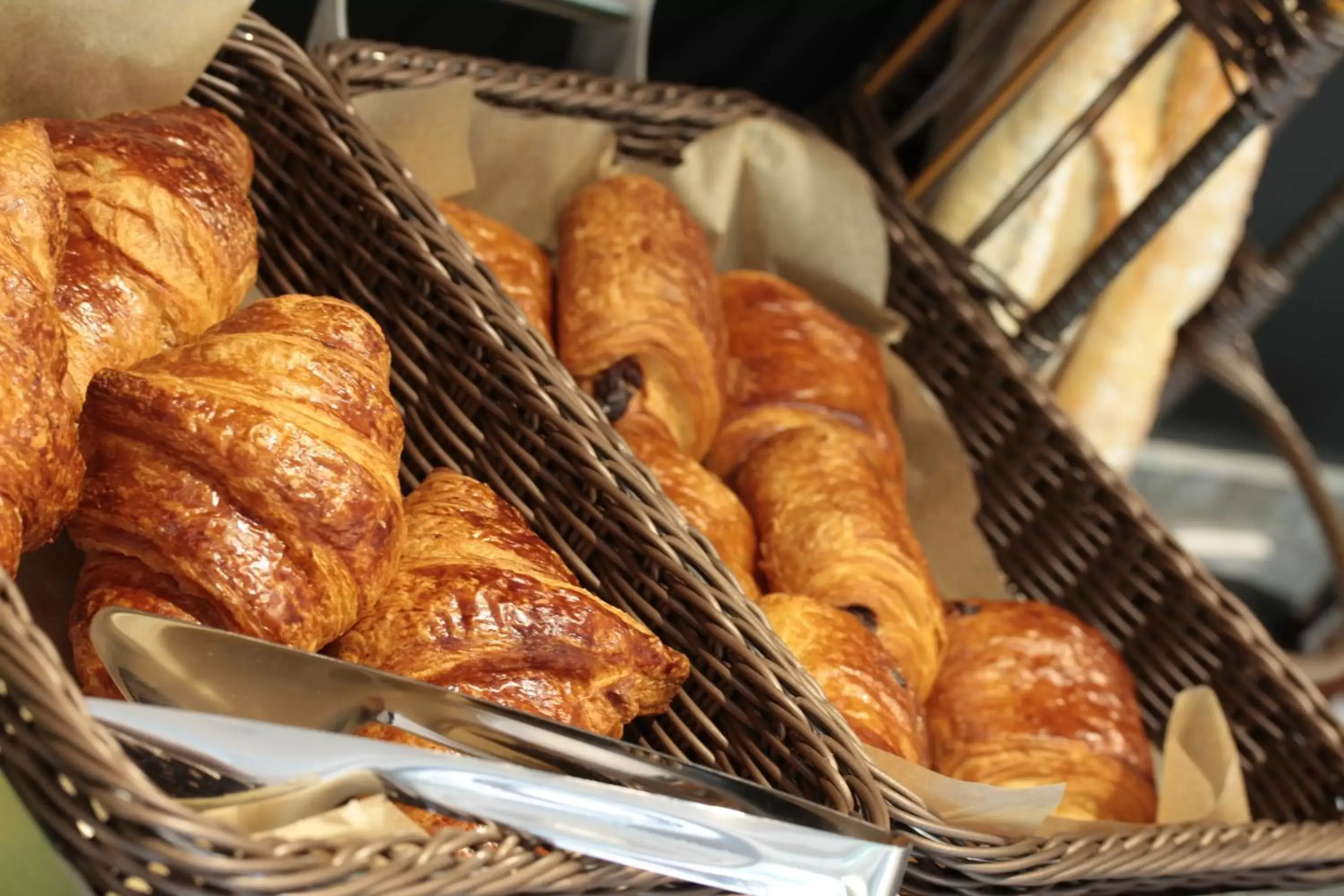 Buffet breakfast, Food in Campanile Shanghai Bund Hotel