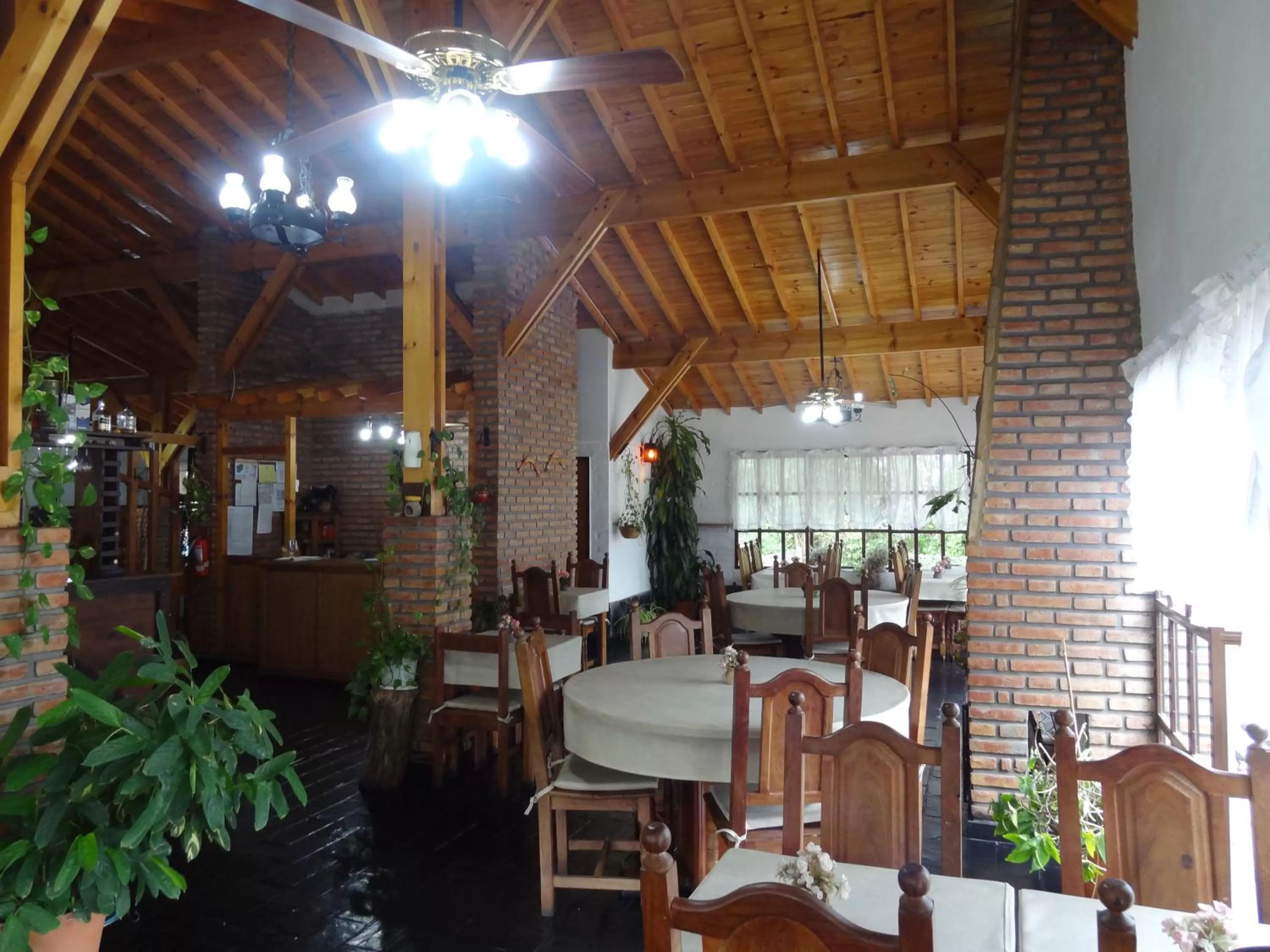 Lounge or bar in Hostería Lida