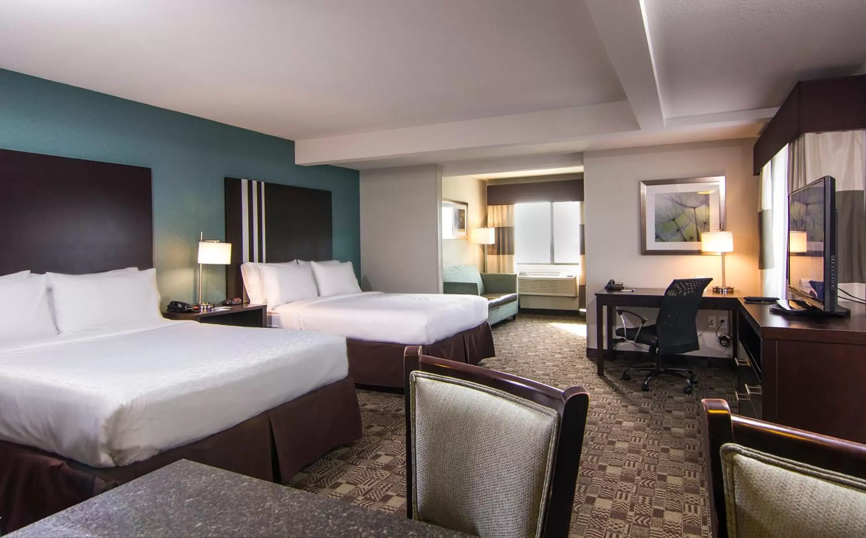 Photo of the whole room, Bed in Holiday Inn Express Hotel & Suites Carlsbad Beach by IHG Photo of the whole room, Bed in Holiday Inn Express Hotel & Suites Carlsbad Beach by IHG